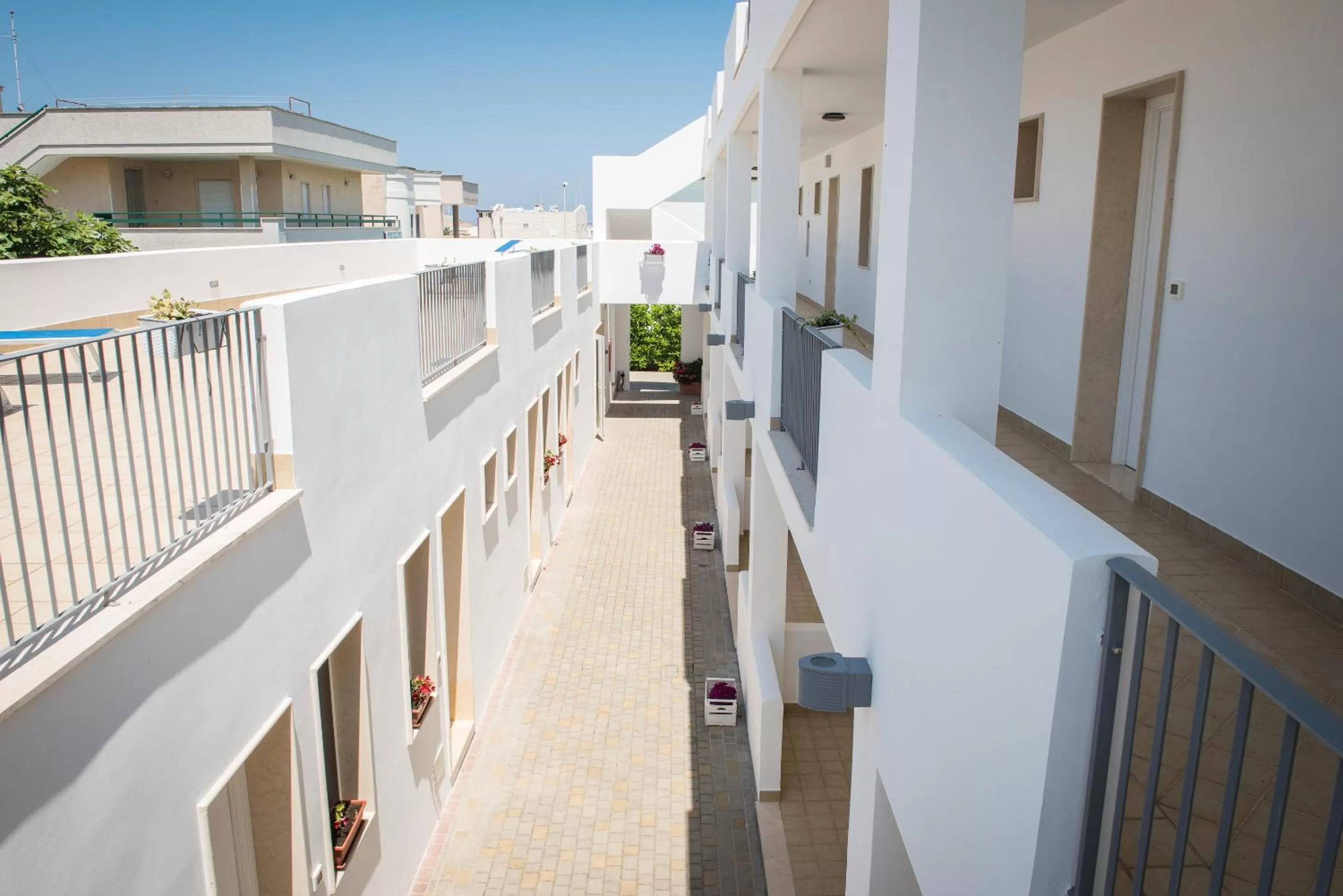 Bird's eye view in Donnosanto Residence Torre Santa Sabina