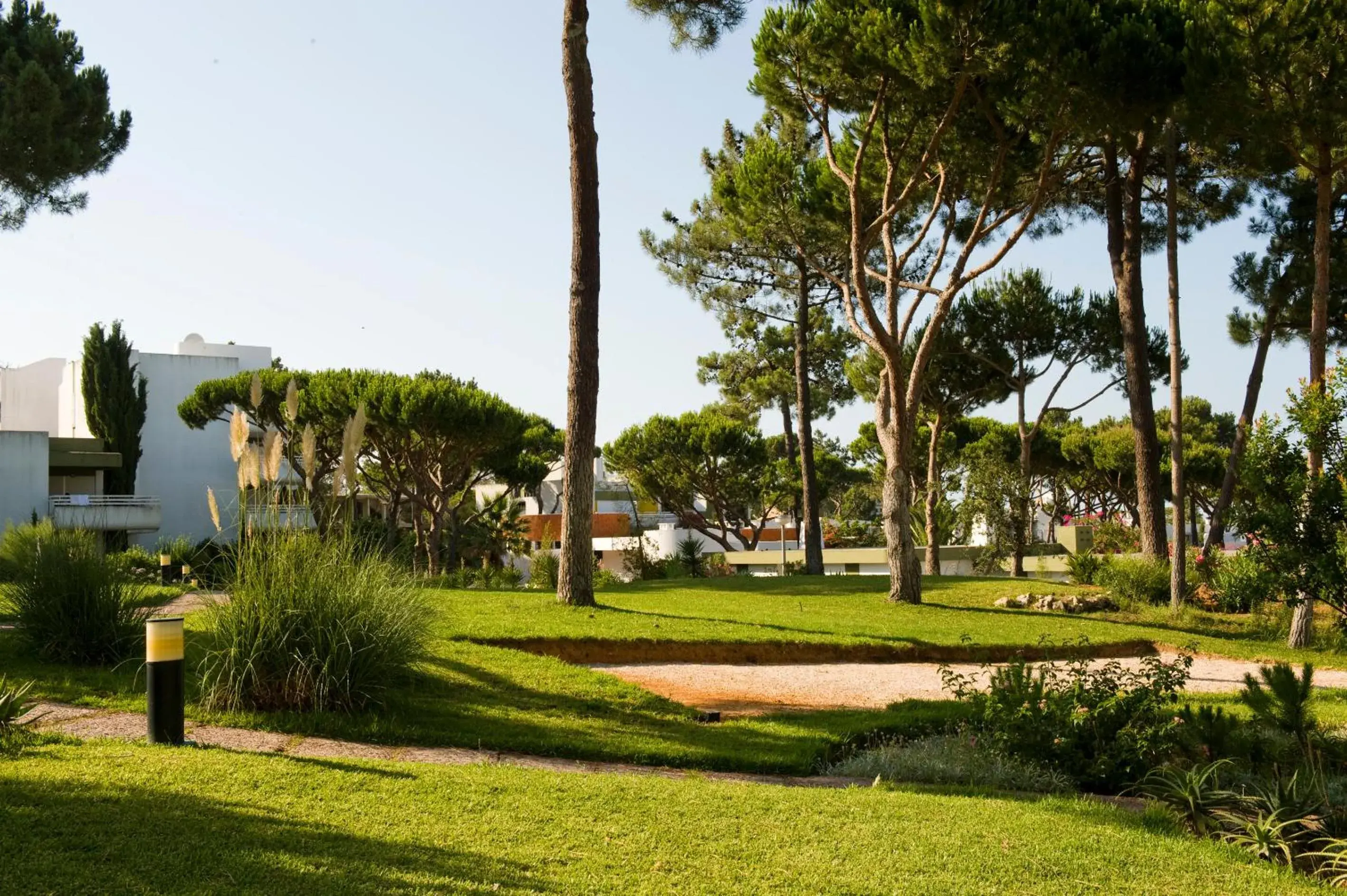 Facade/entrance in Apartamentos Turisticos Pinhal Da Marina Facade/entrance in Apartamentos Turisticos Pinhal Da Marina