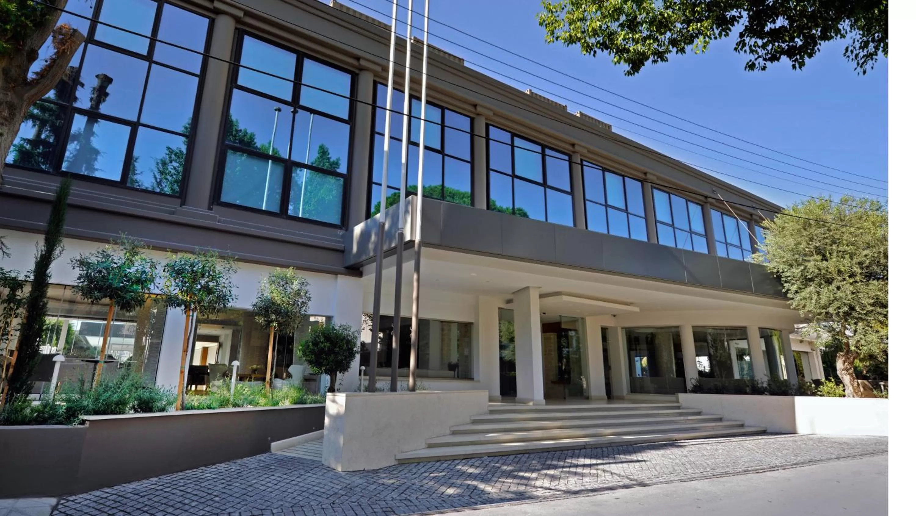 Facade/entrance in Alasia Boutique Hotel