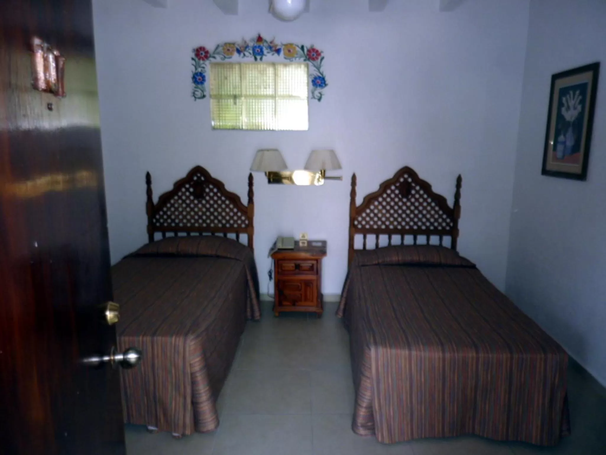 Photo of the whole room, Bed in Hotel Bajo el Volcan