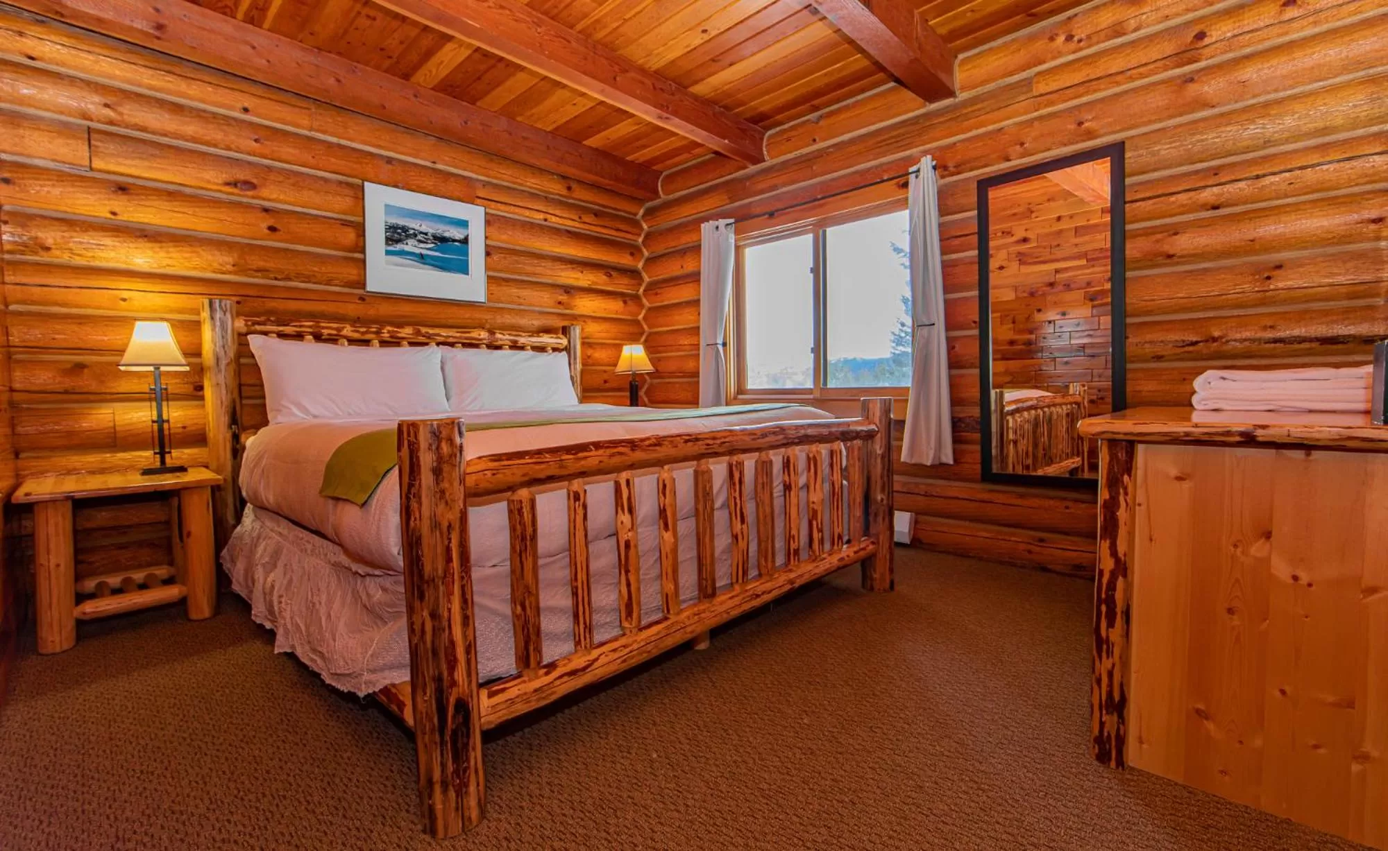 Bed in Cooper Spur Mountain Resort