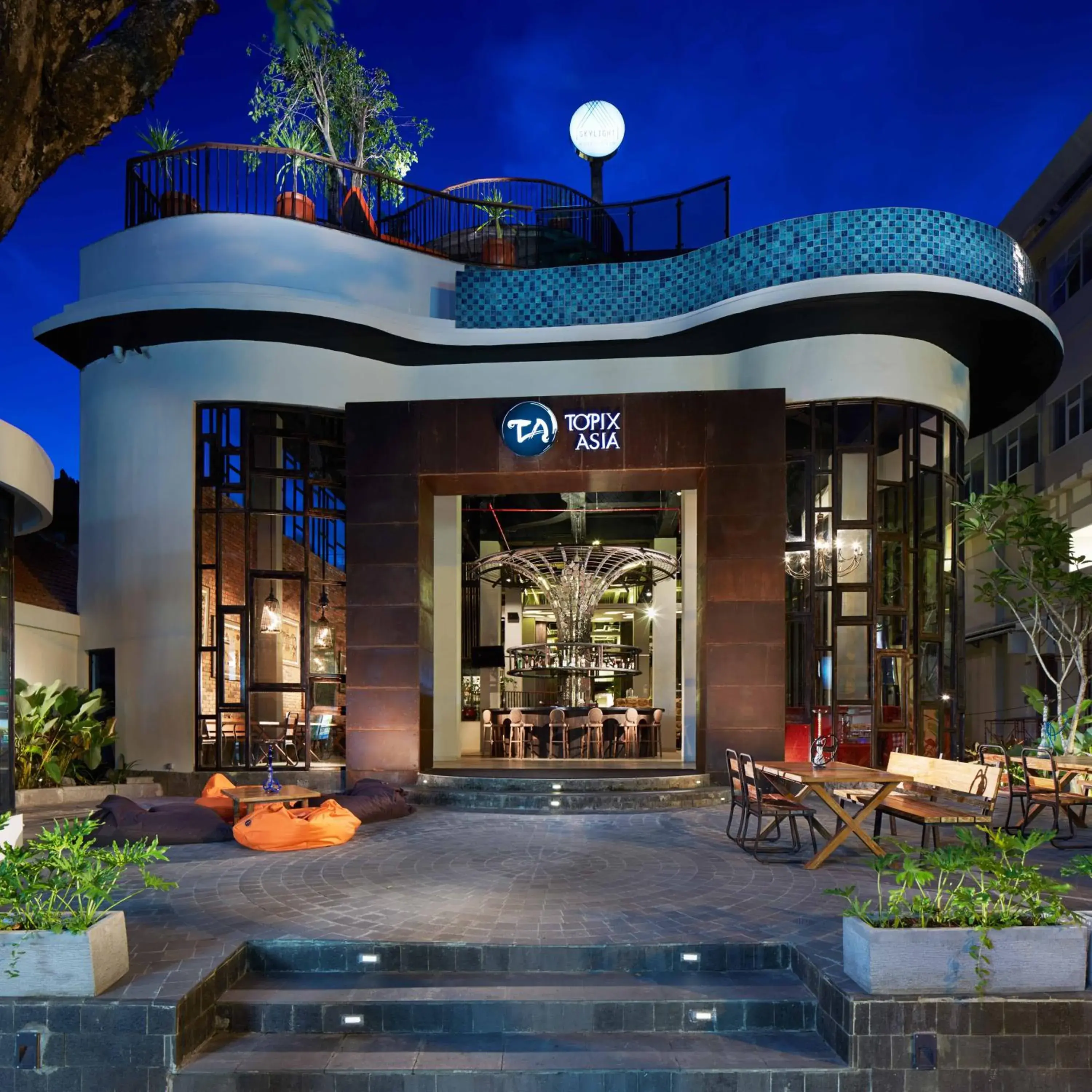 Facade/entrance in Sun Island Hotel & Spa Legian