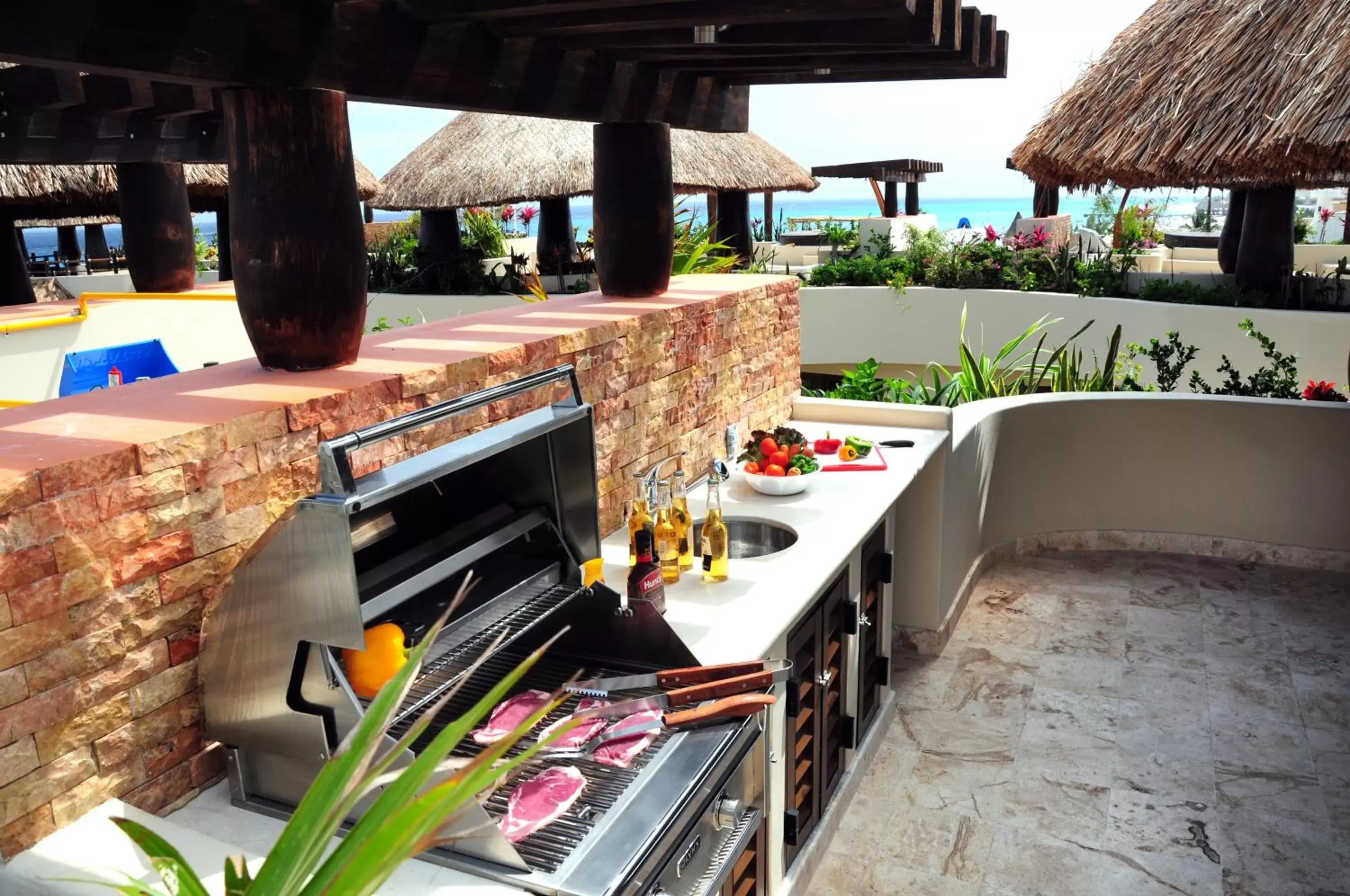 BBQ facilities in El Taj Oceanfront and Beachside Condo Hotel