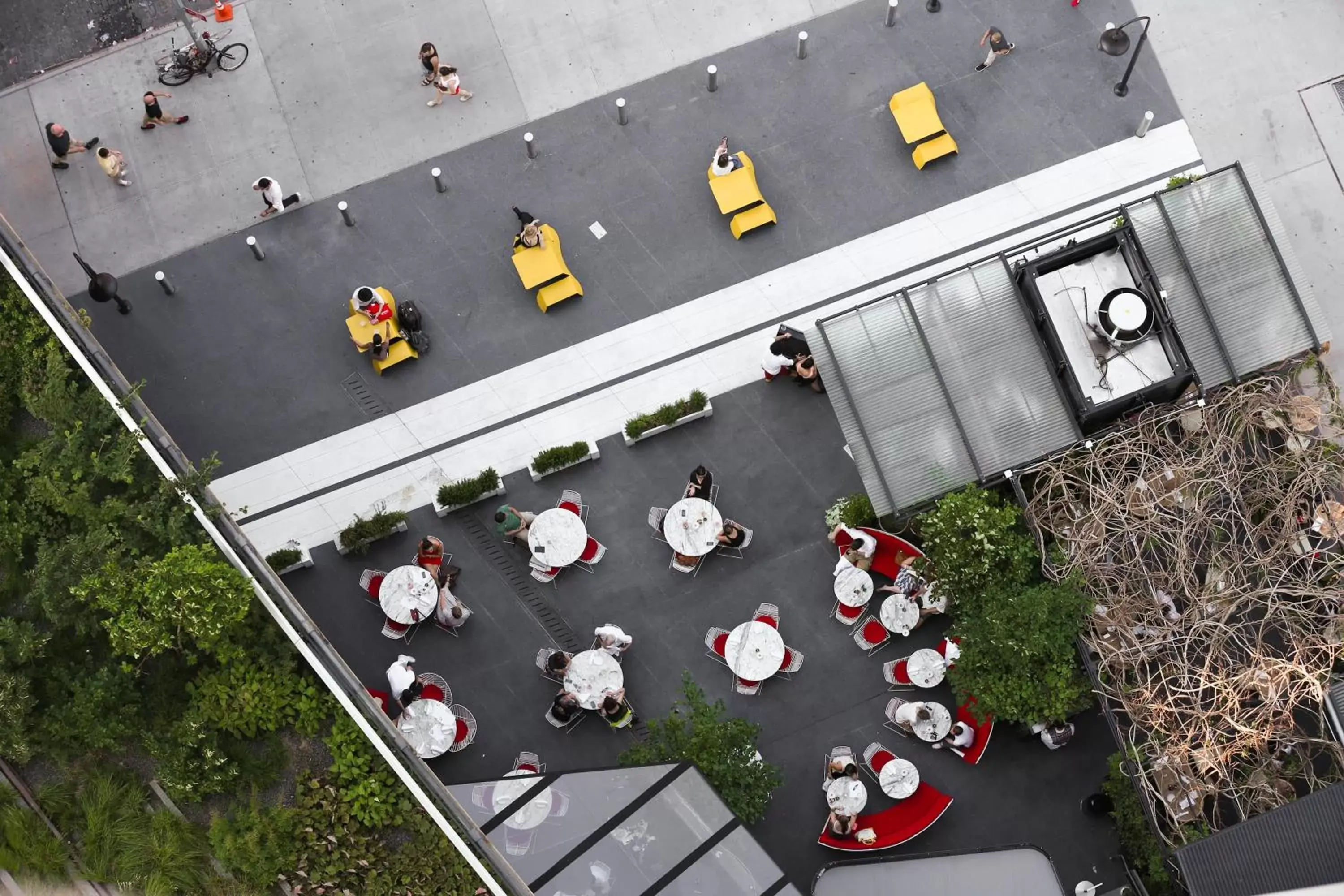 Bird's eye view, Restaurant/Places to Eat in The Standard, High Line New York