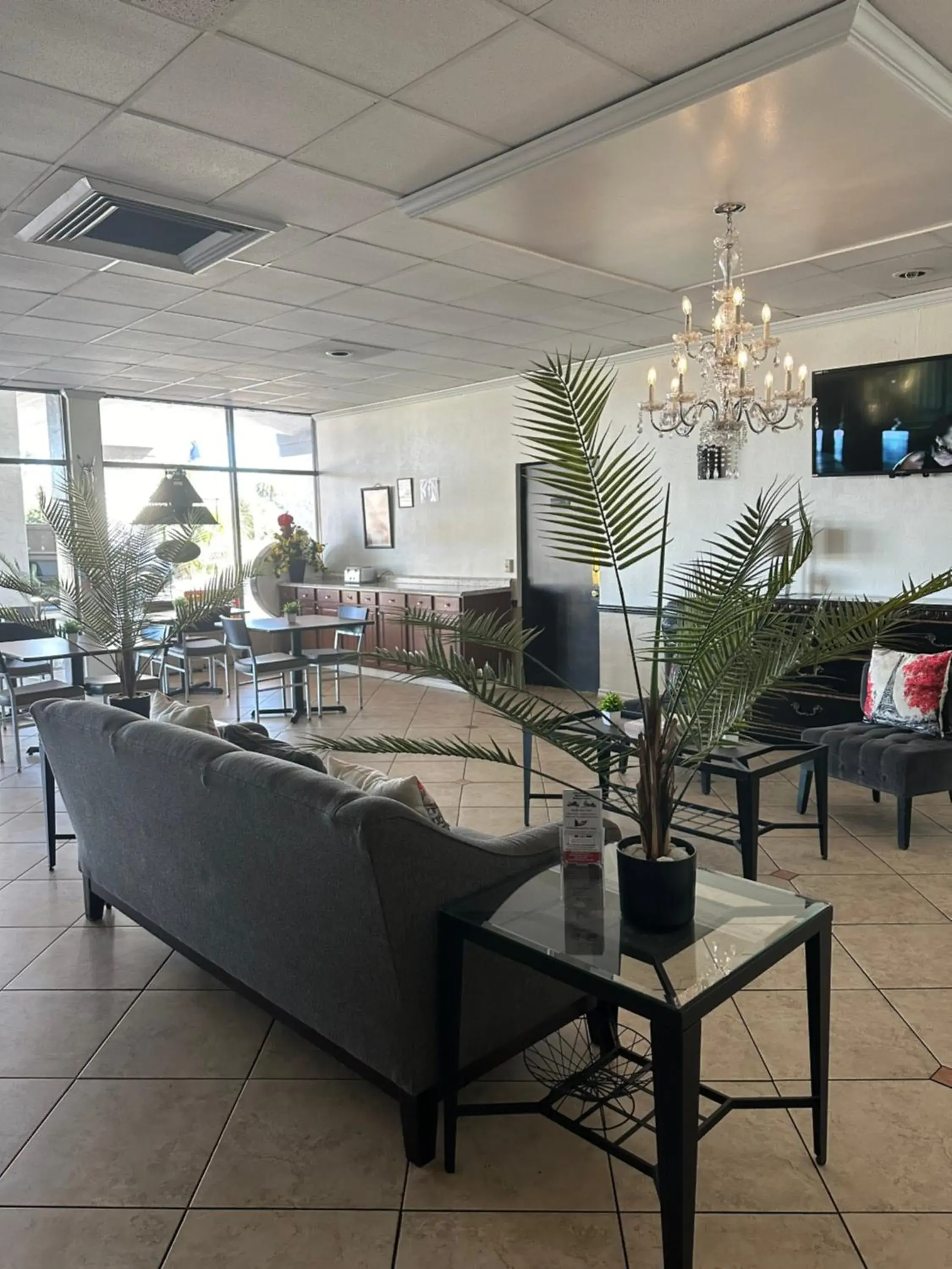 Property building, Lobby/Reception in Econo Lodge Ormond Beach