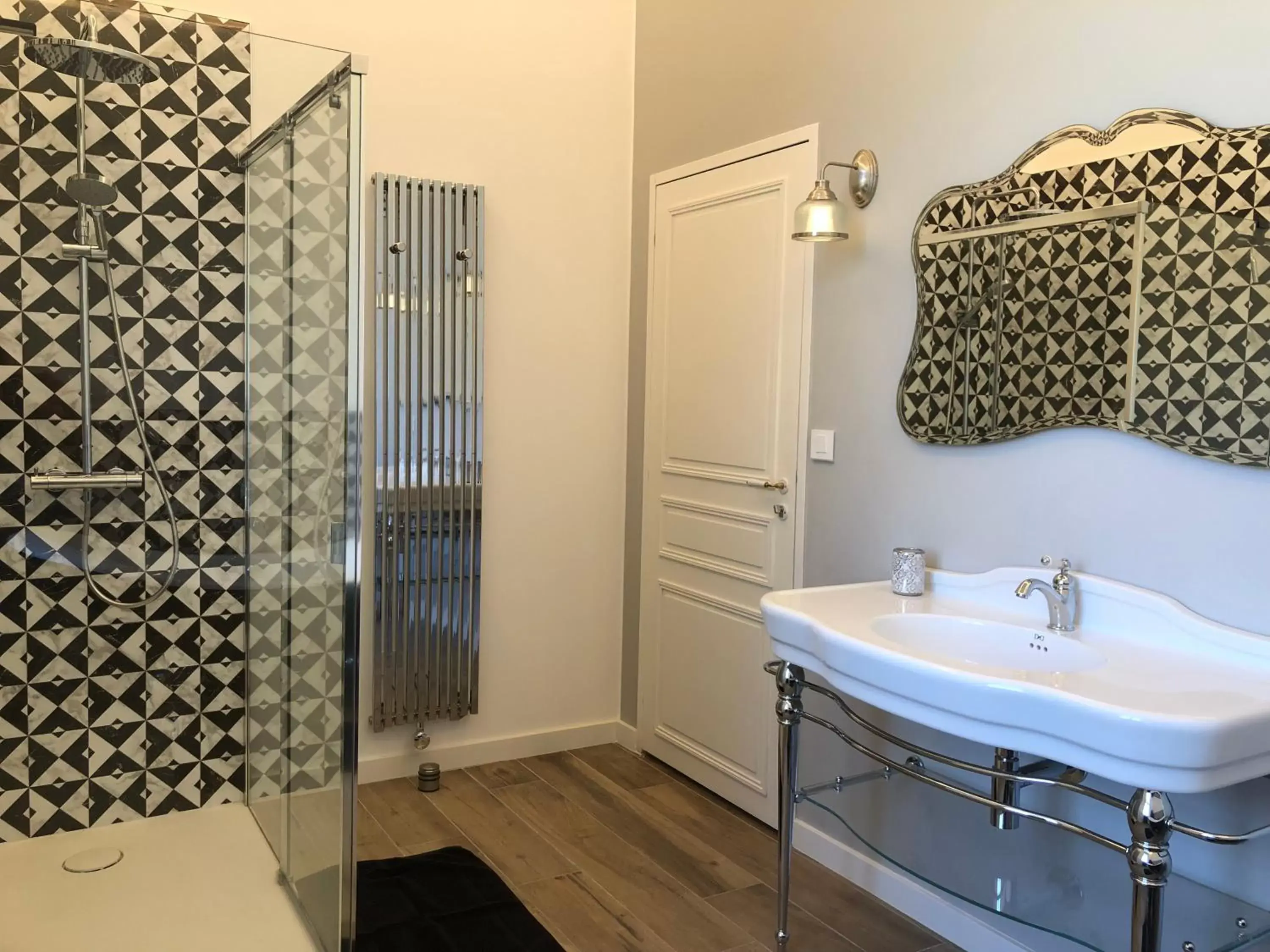 Shower, Bathroom in Domaine de La Mazure