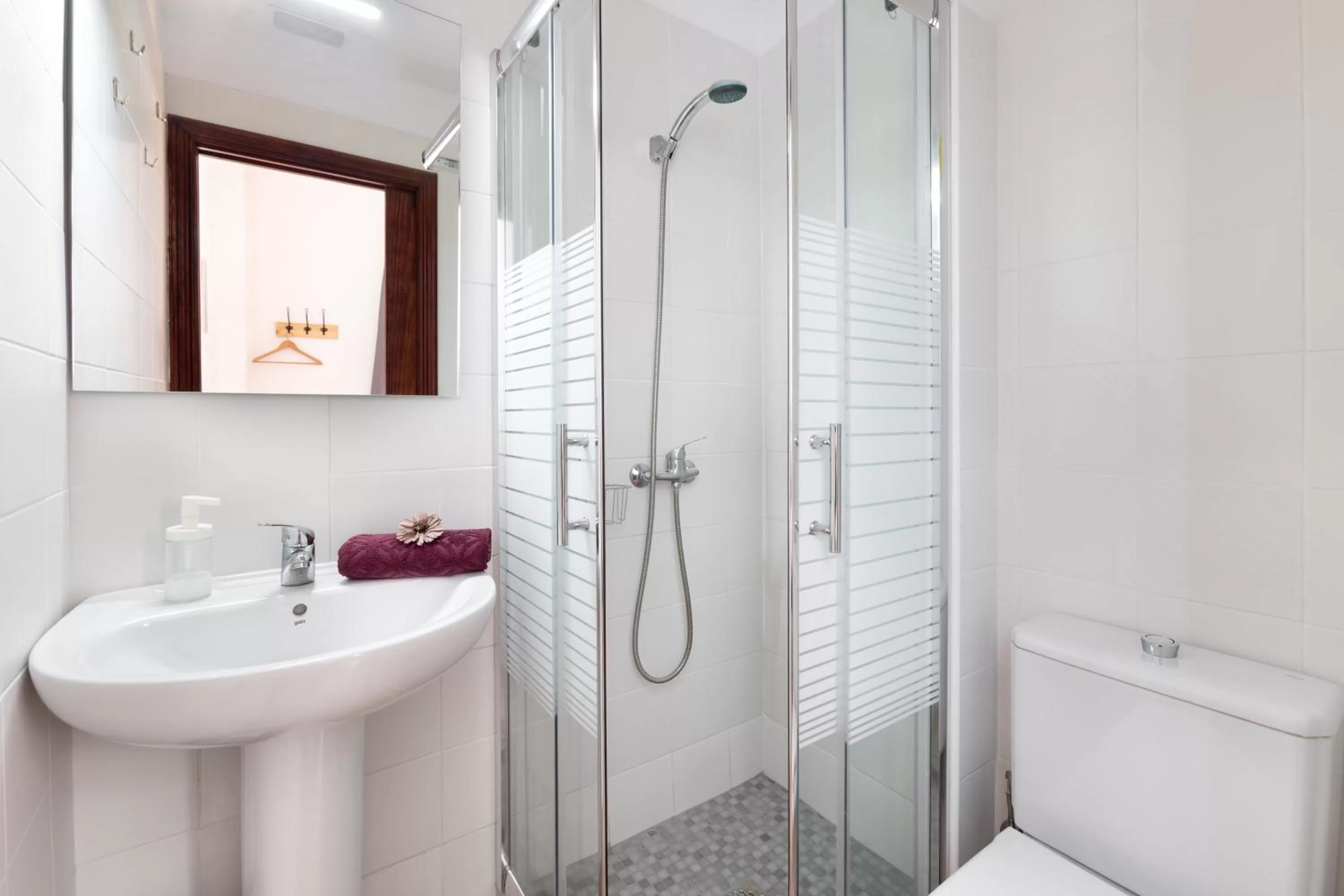 Double Room with Private Bathroom in Tabaiba Guesthouse