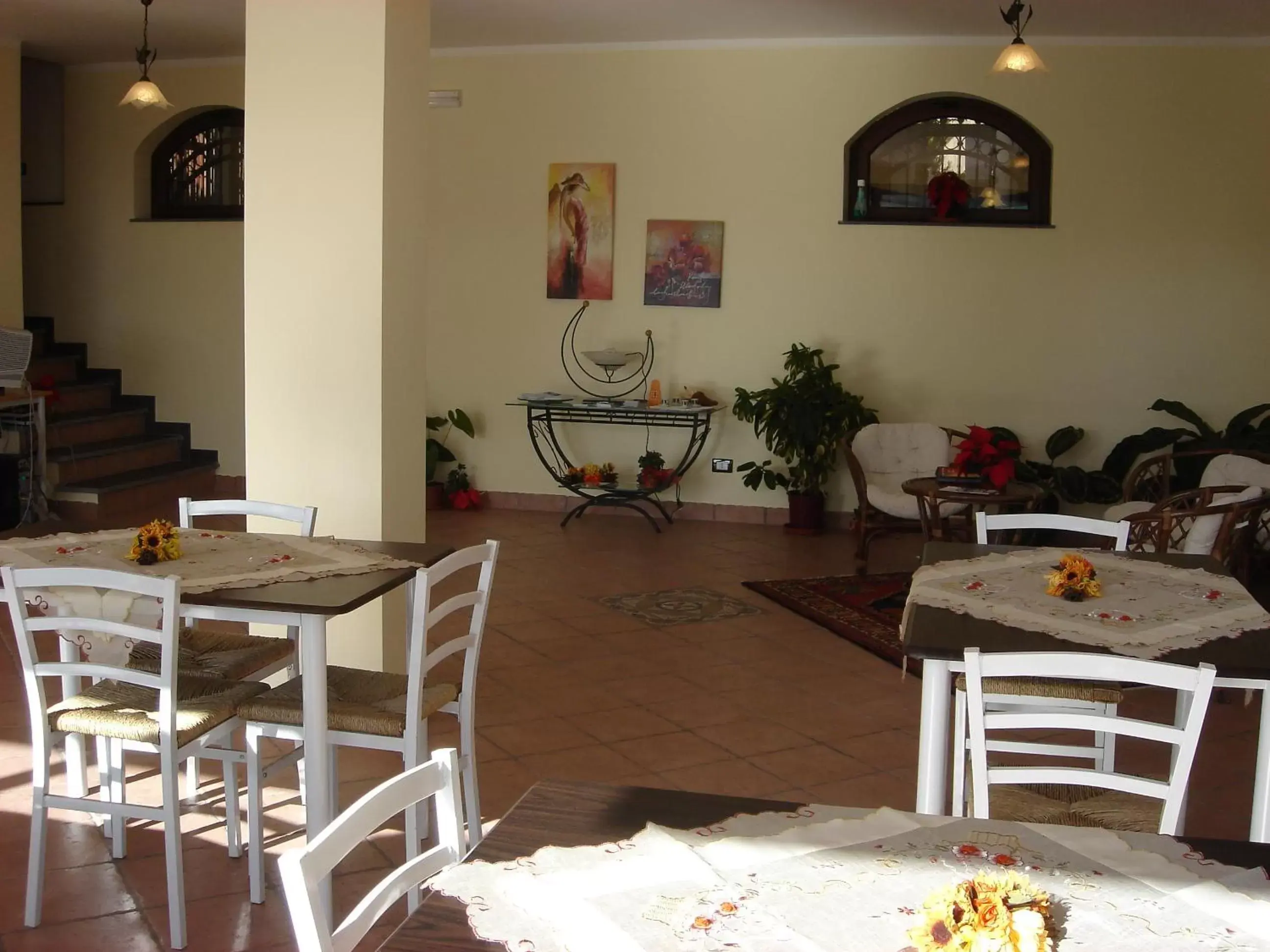 Living room, Restaurant/Places to Eat in B&B La Porta Dell'Etna - Nicolosi
