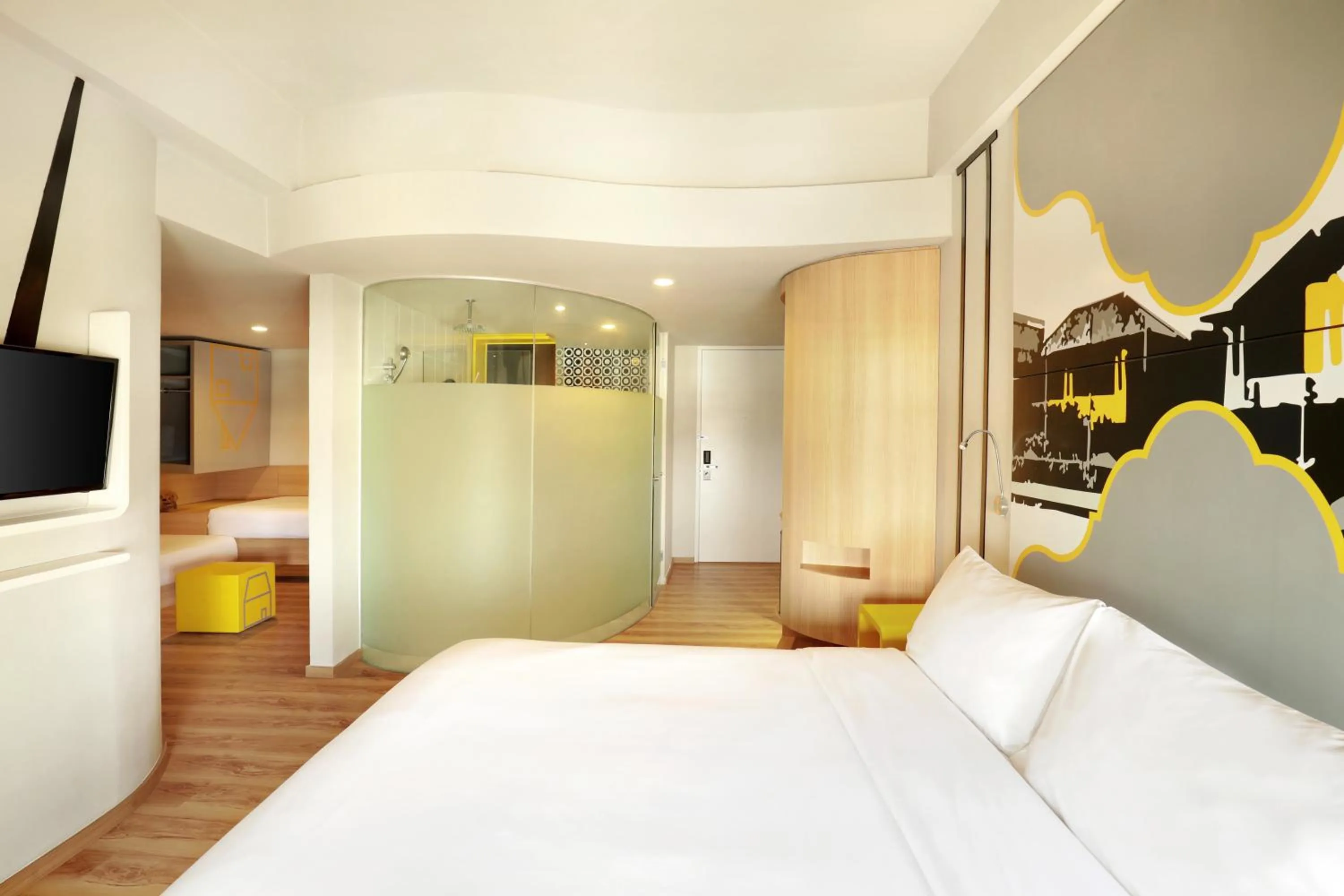 Bedroom, Bed in KIMAYA Braga Bandung by HARRIS