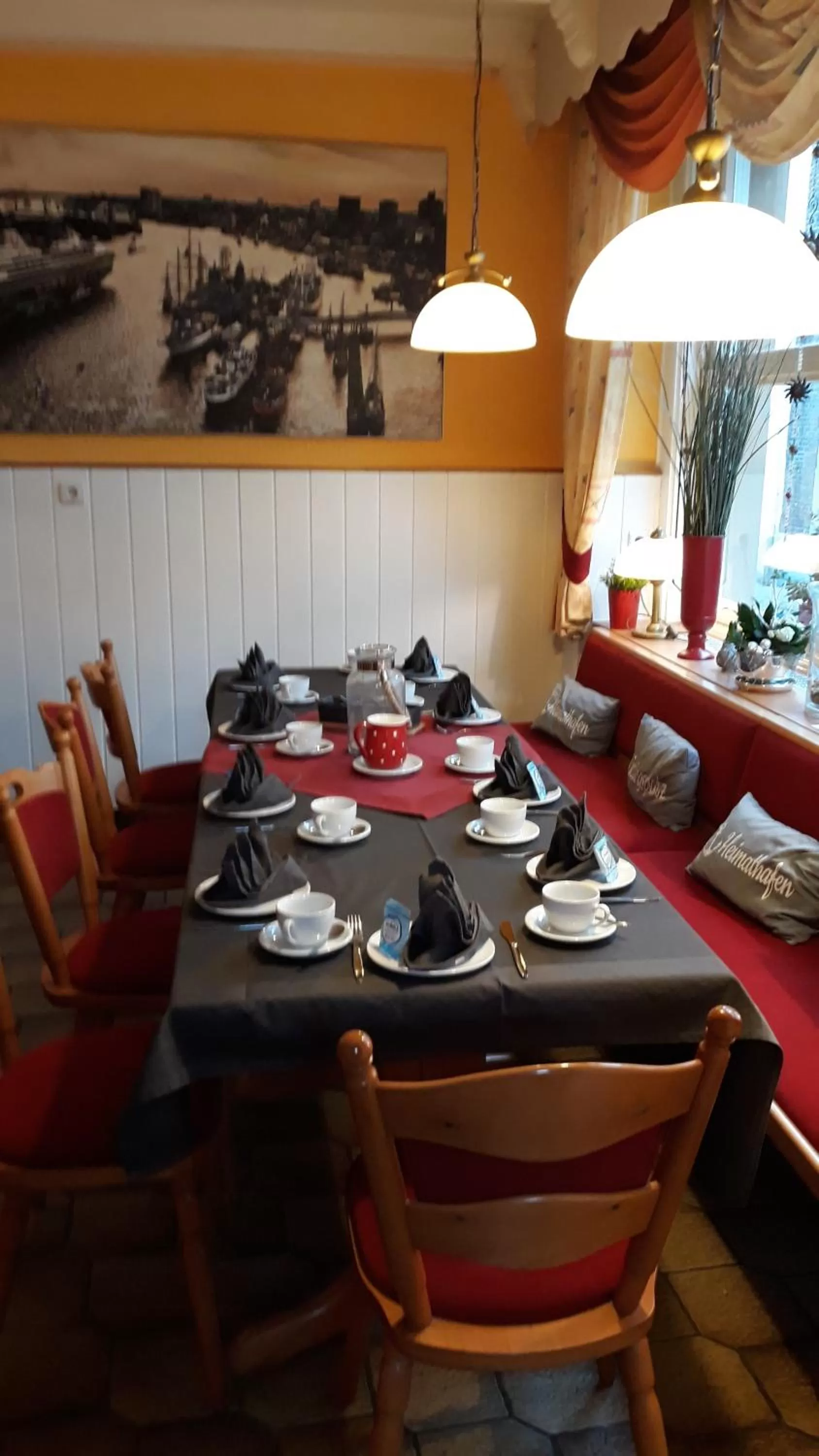 Restaurant/places to eat in Rathausschenke Münstermaifeld