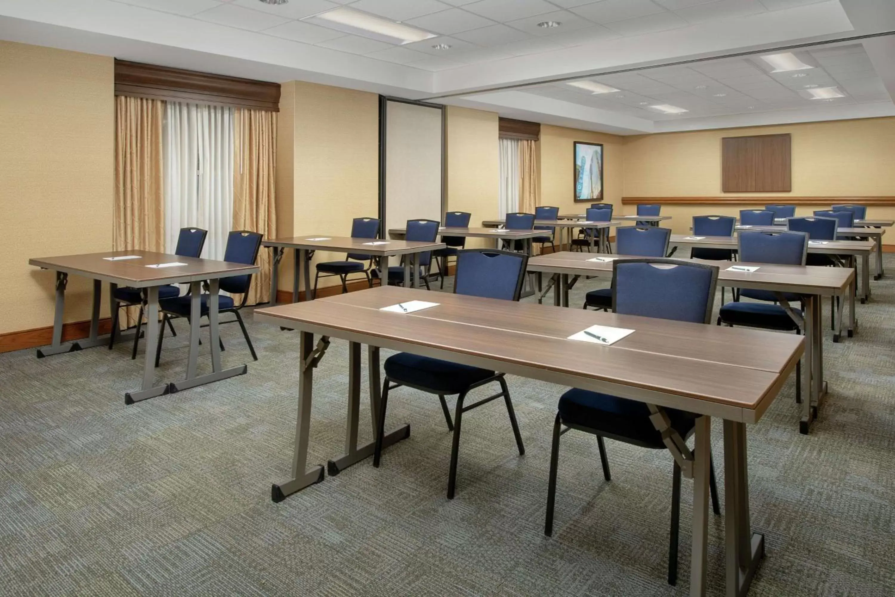 Meeting/conference room in Homewood Suites Hillsboro Beaverton