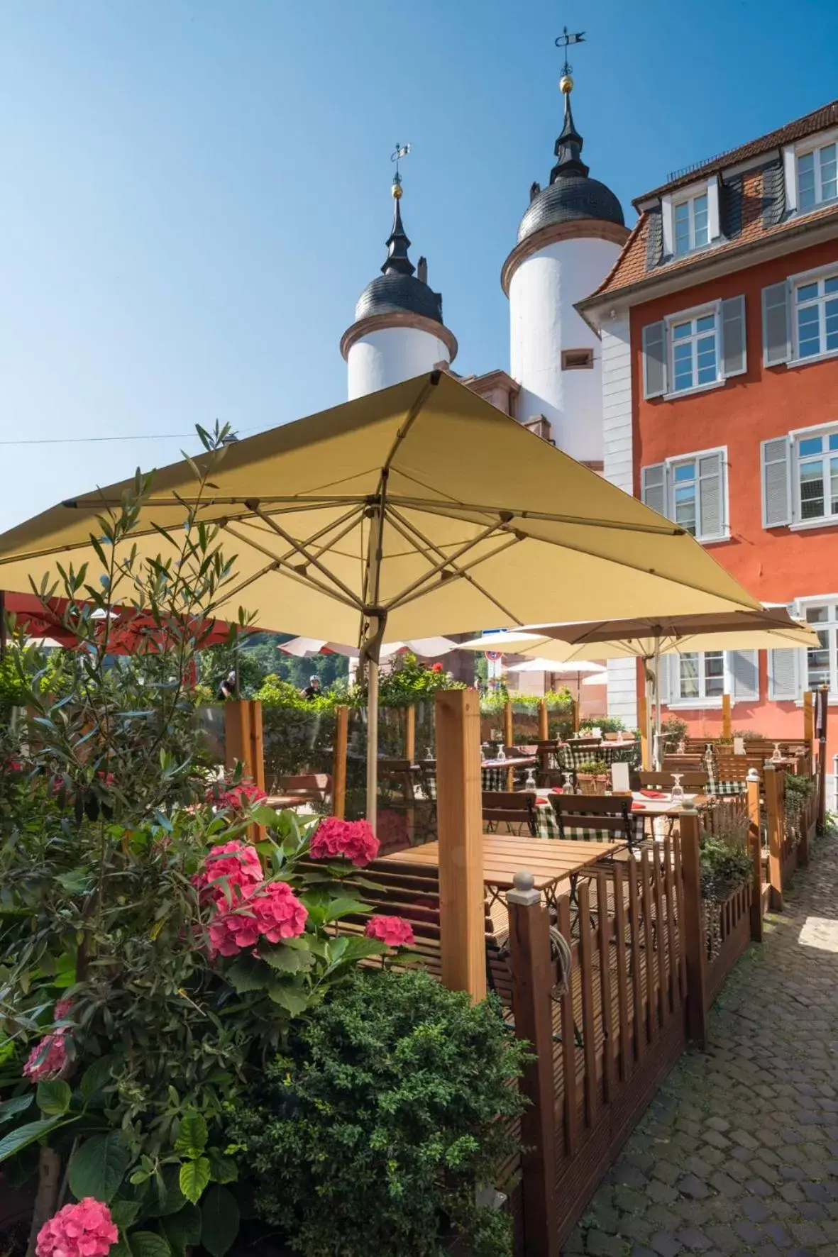 Property building in Hotel Zur Alten Brücke