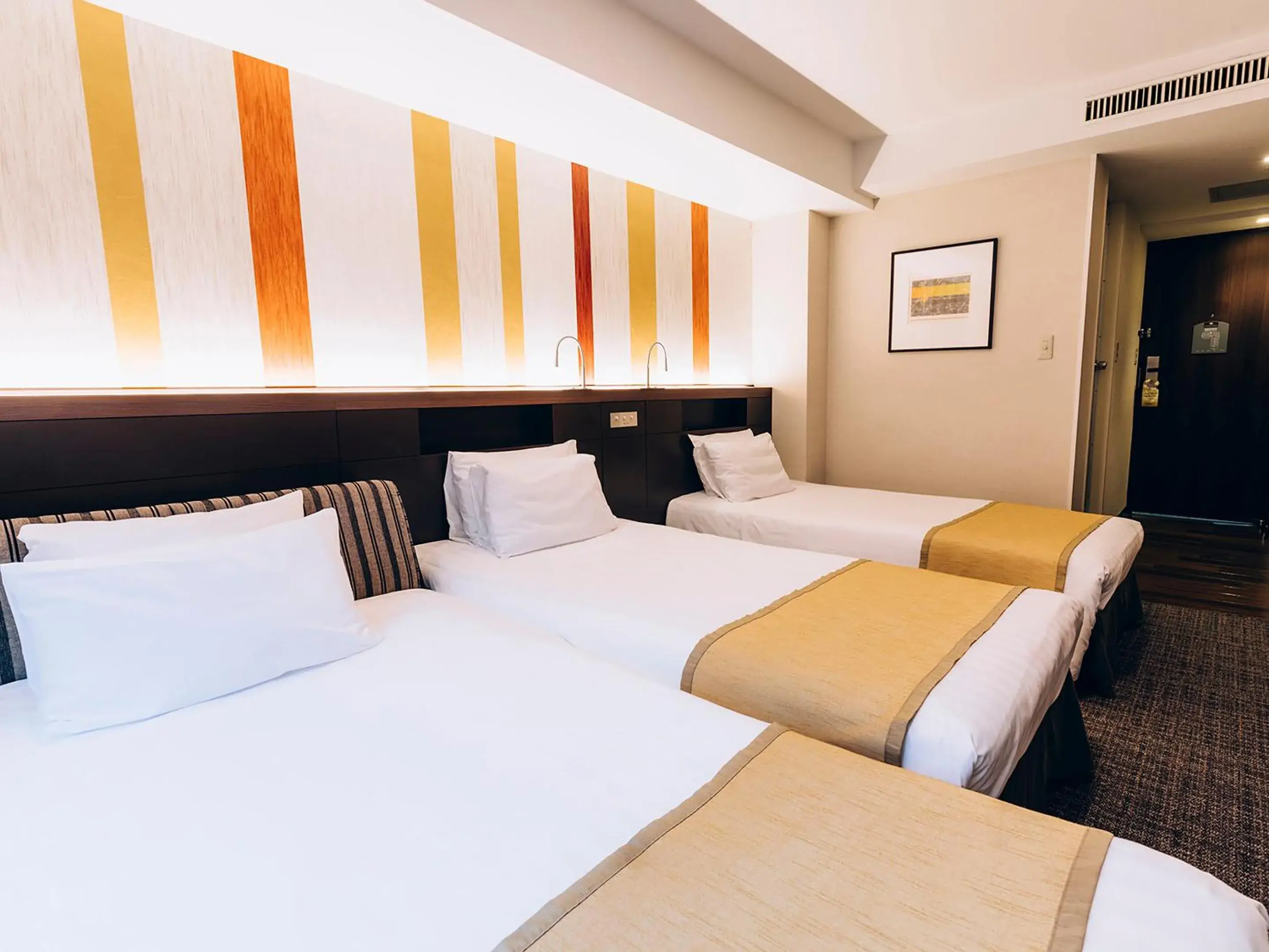 Photo of the whole room, Bed in Shinagawa Tobu Hotel Photo of the whole room, Bed in Shinagawa Tobu Hotel