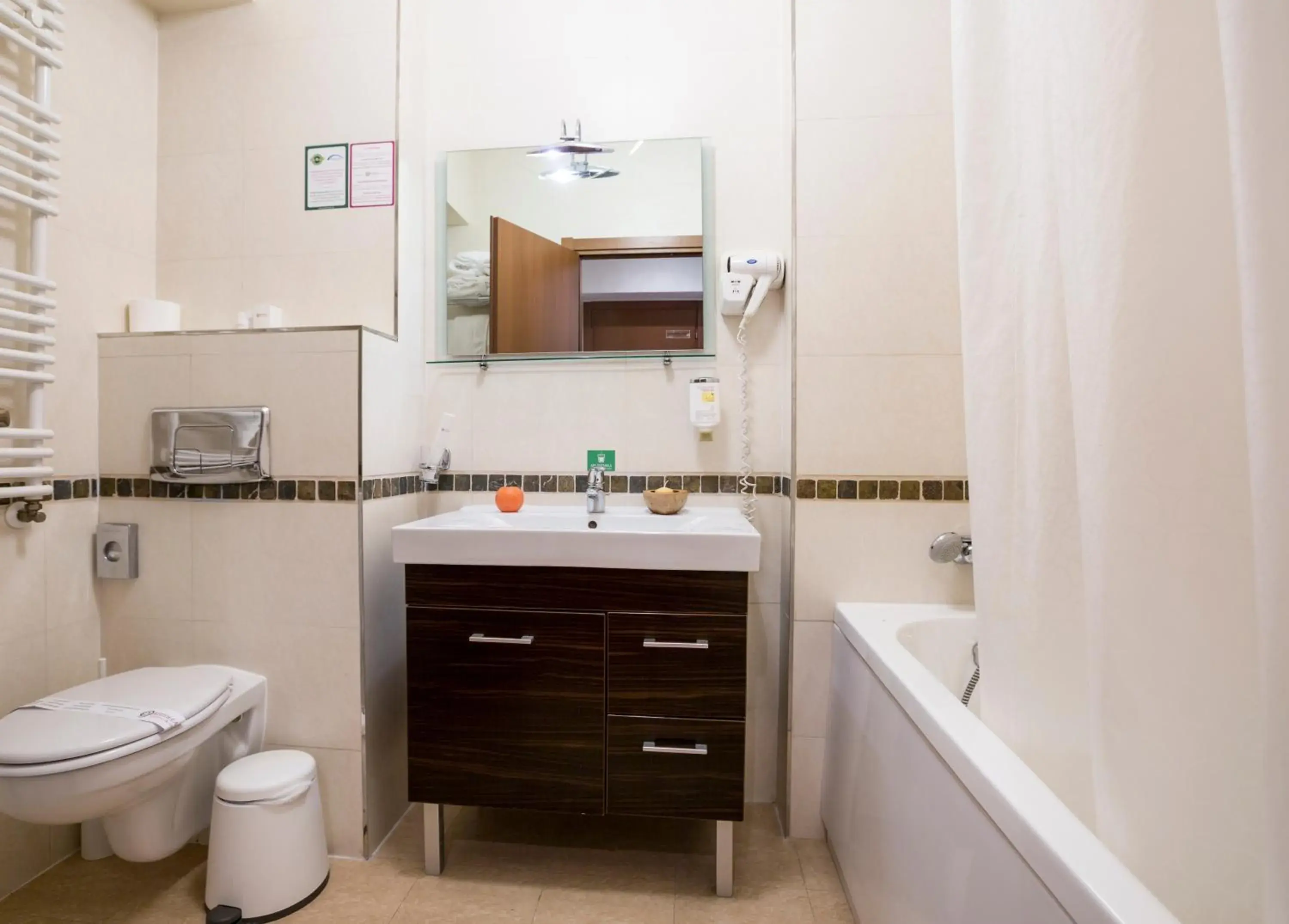 Bathroom in Orhideea Residence & Spa