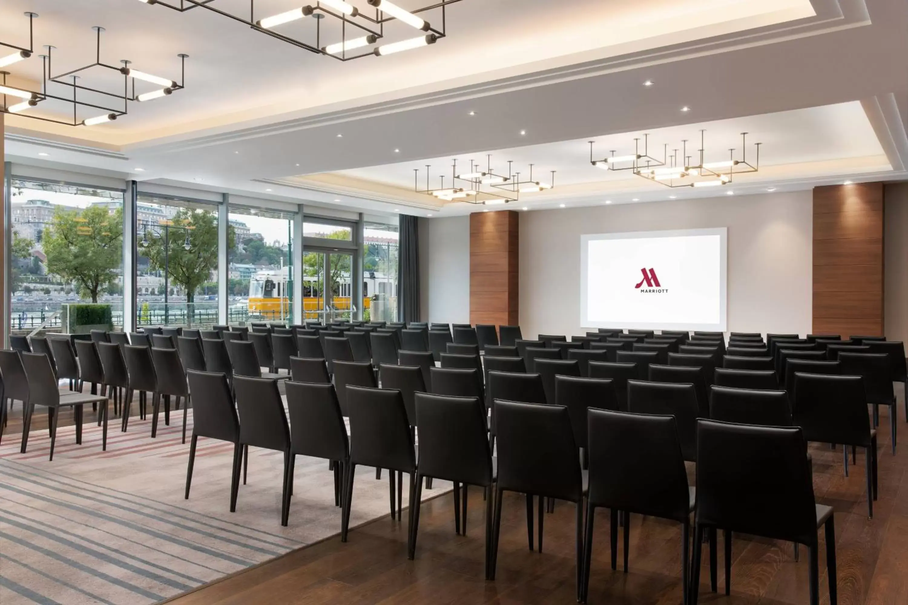 Meeting/conference room in Budapest Marriott Hotel