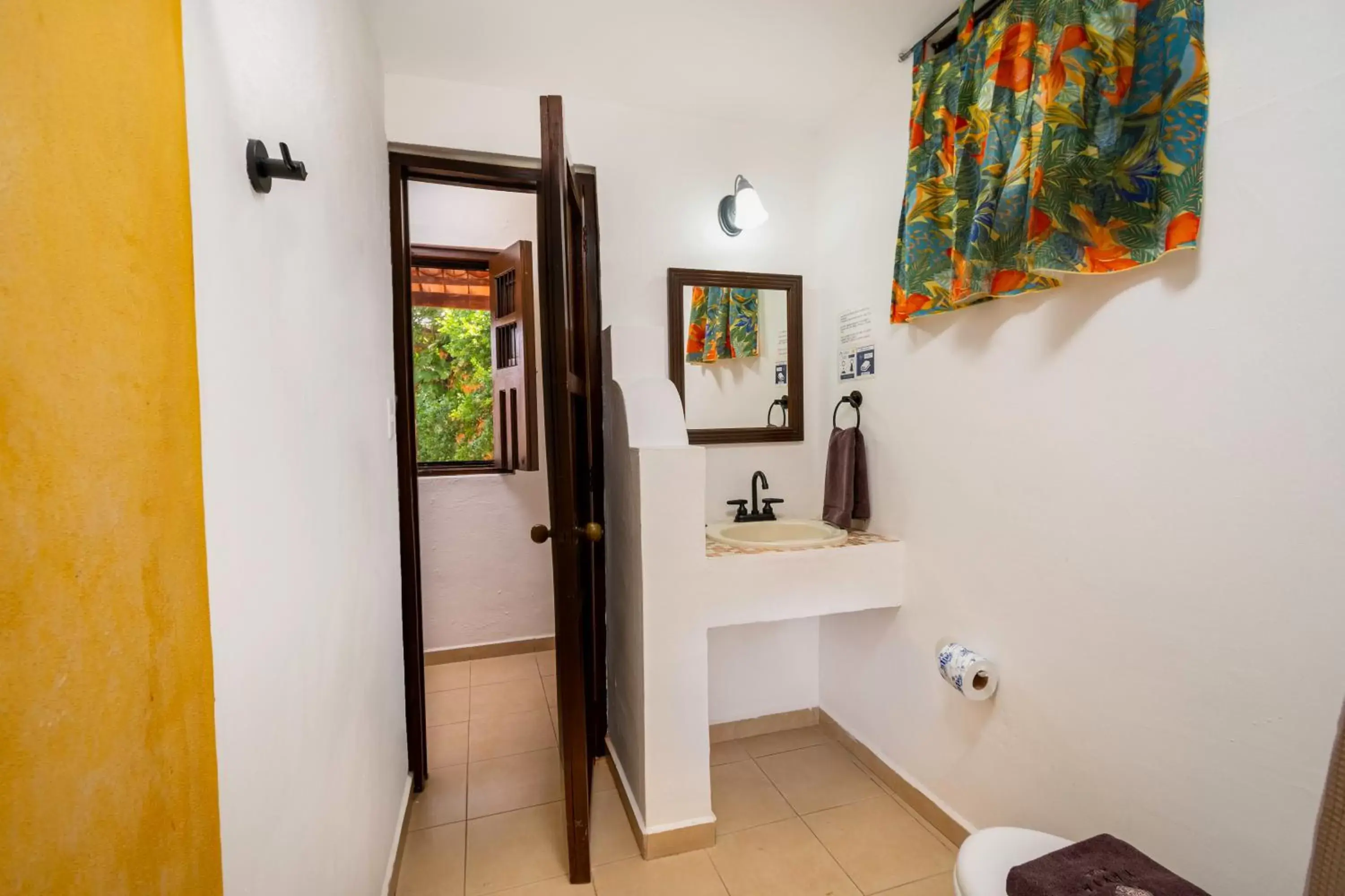 Bathroom in Hotel Casa de las Flores