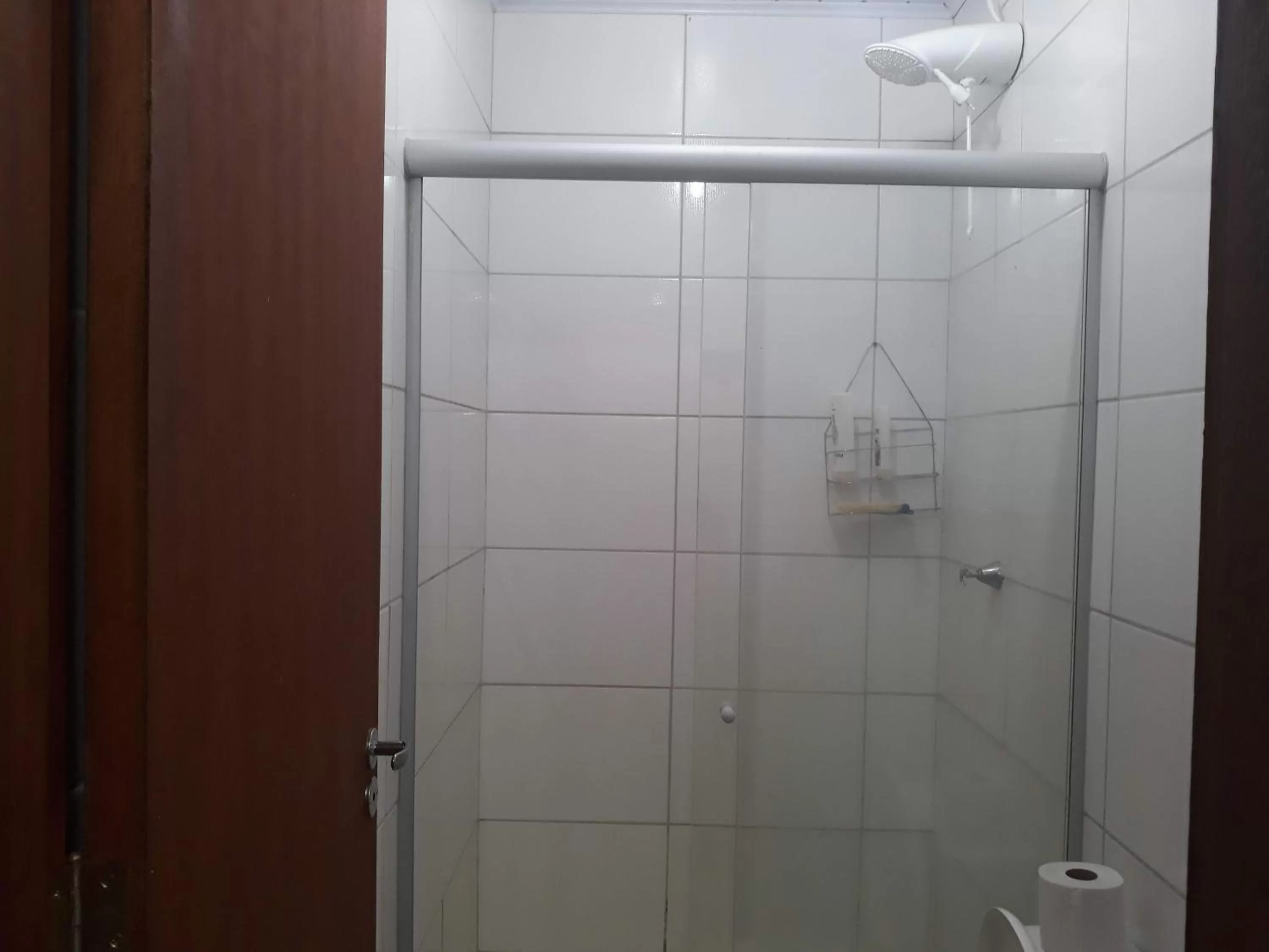 Shower, Bathroom in Pousada do Ribeirão