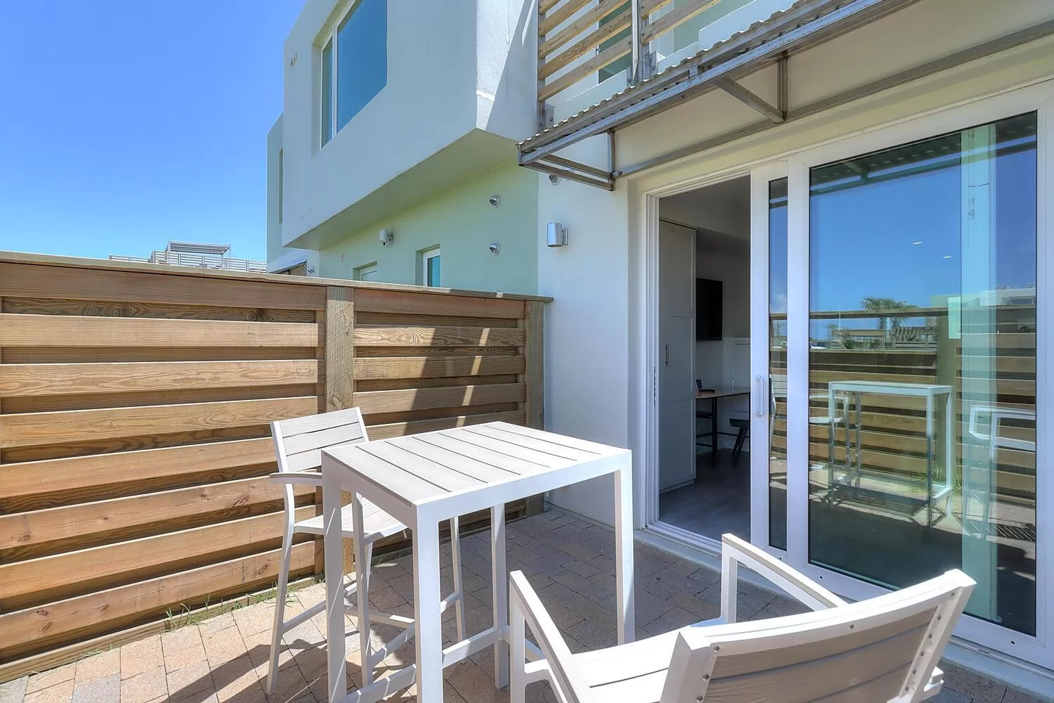 Patio in Lively Beach