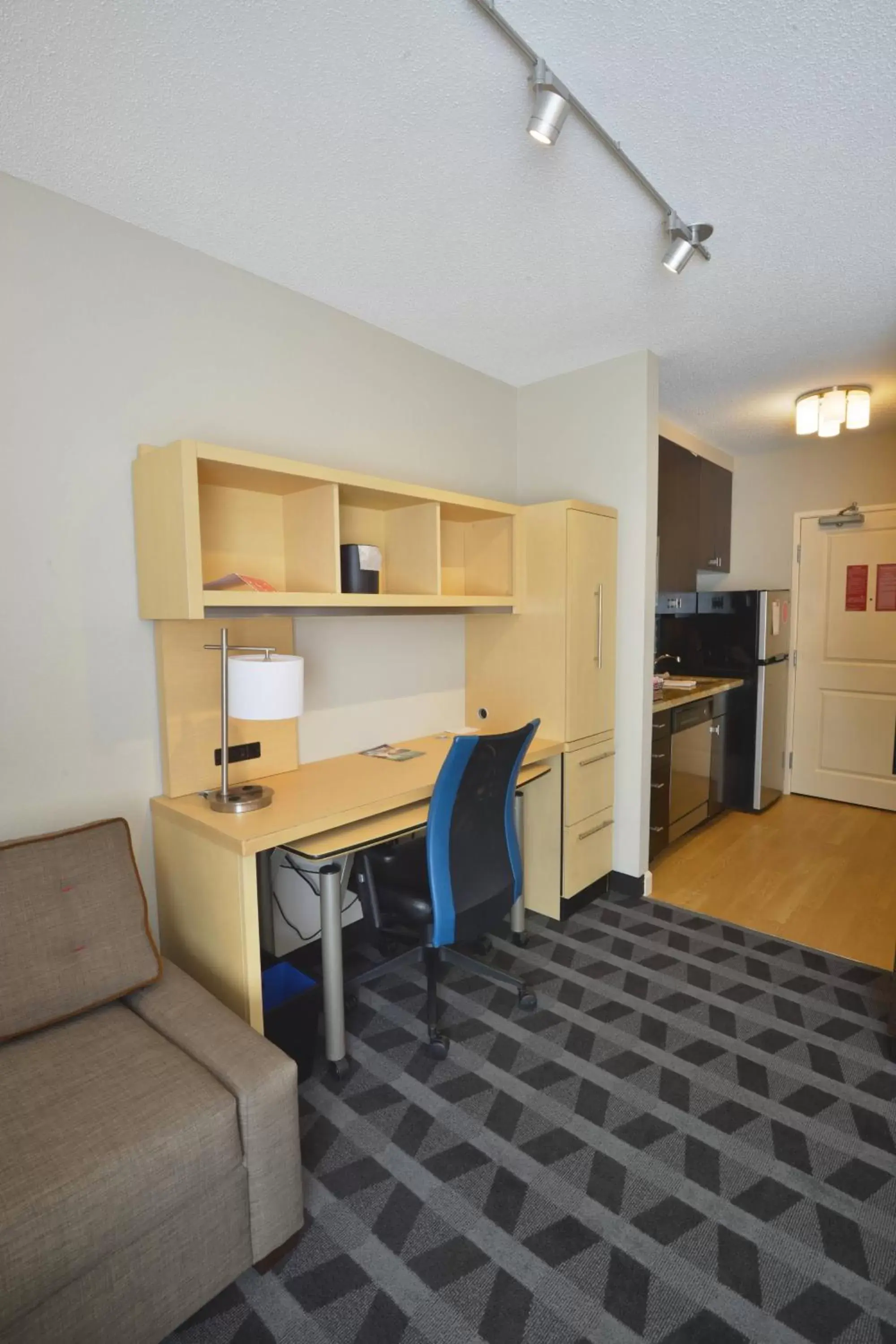 Kitchen or kitchenette in TownePlace Suites by Marriott Williamsport