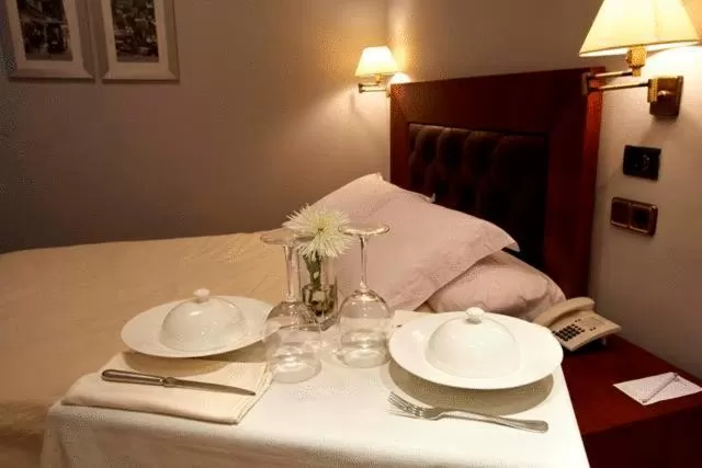 Photo of the whole room, Bed in Hotel Juanito