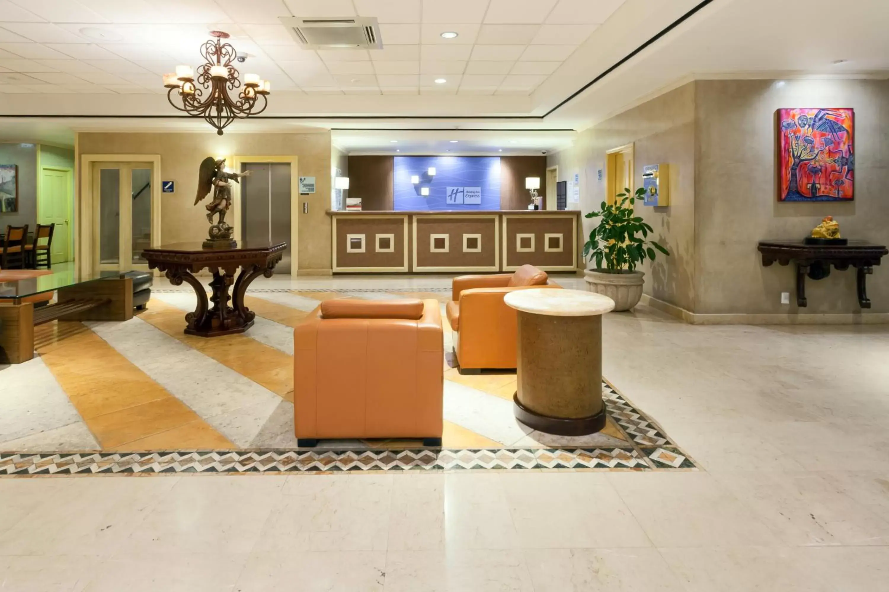 Lobby or reception, Lobby/Reception in Holiday Inn Express Oaxaca - Centro Historico, an IHG Hotel