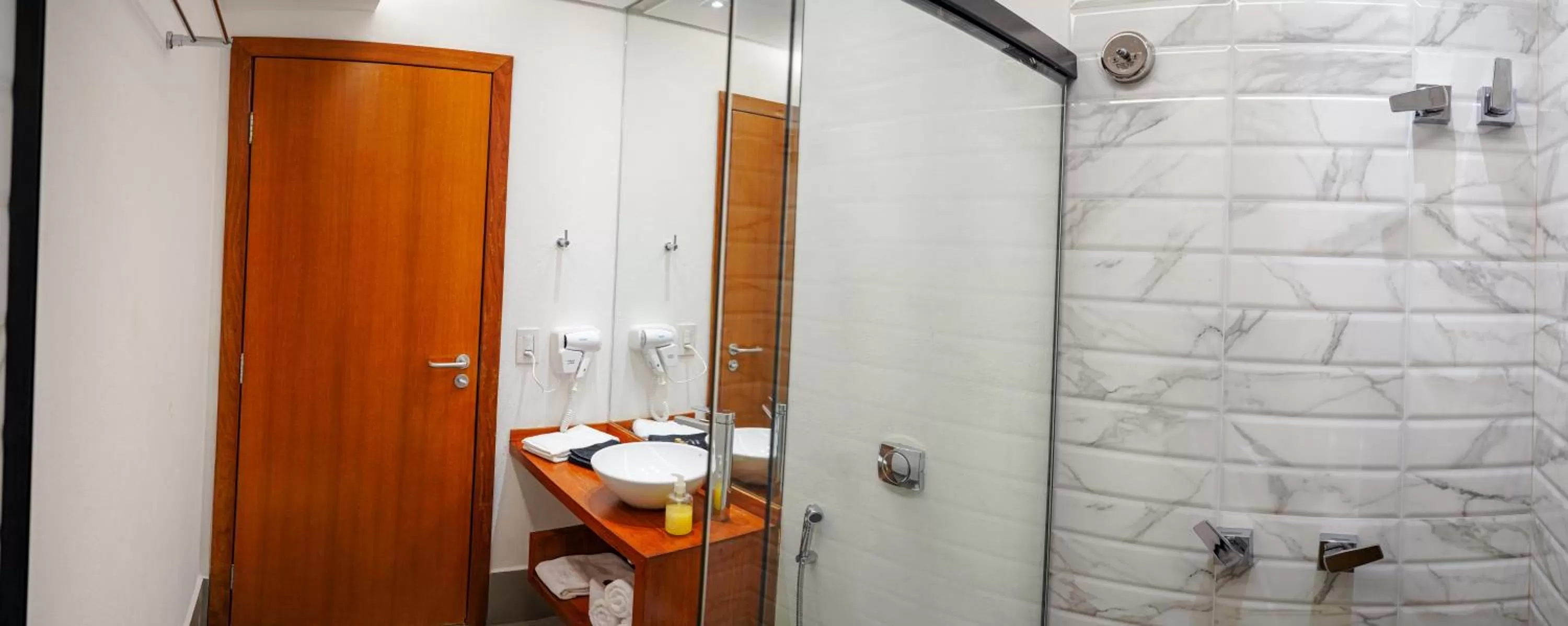 Bathroom in Pousada Flores do Carmo