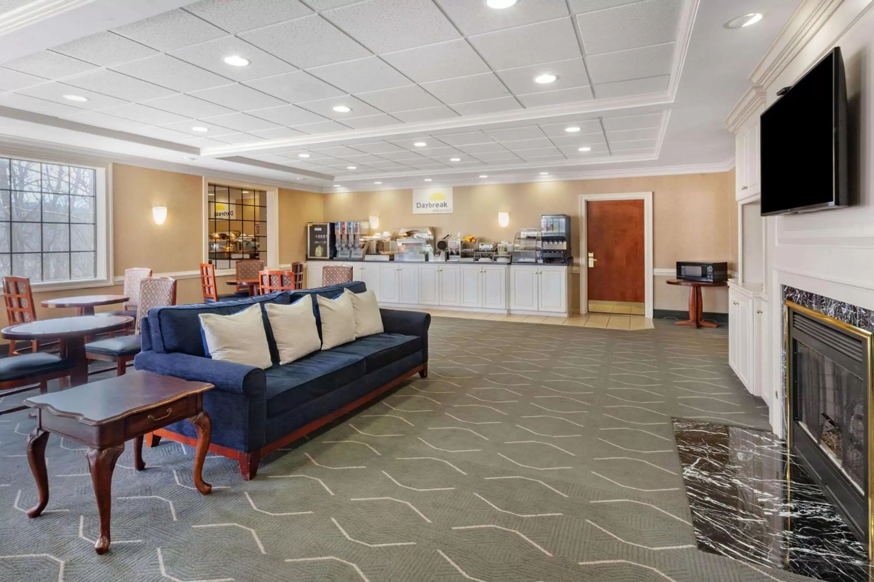 Restaurant/places to eat, Lobby/Reception in Days Inn by Wyndham Alta Vista