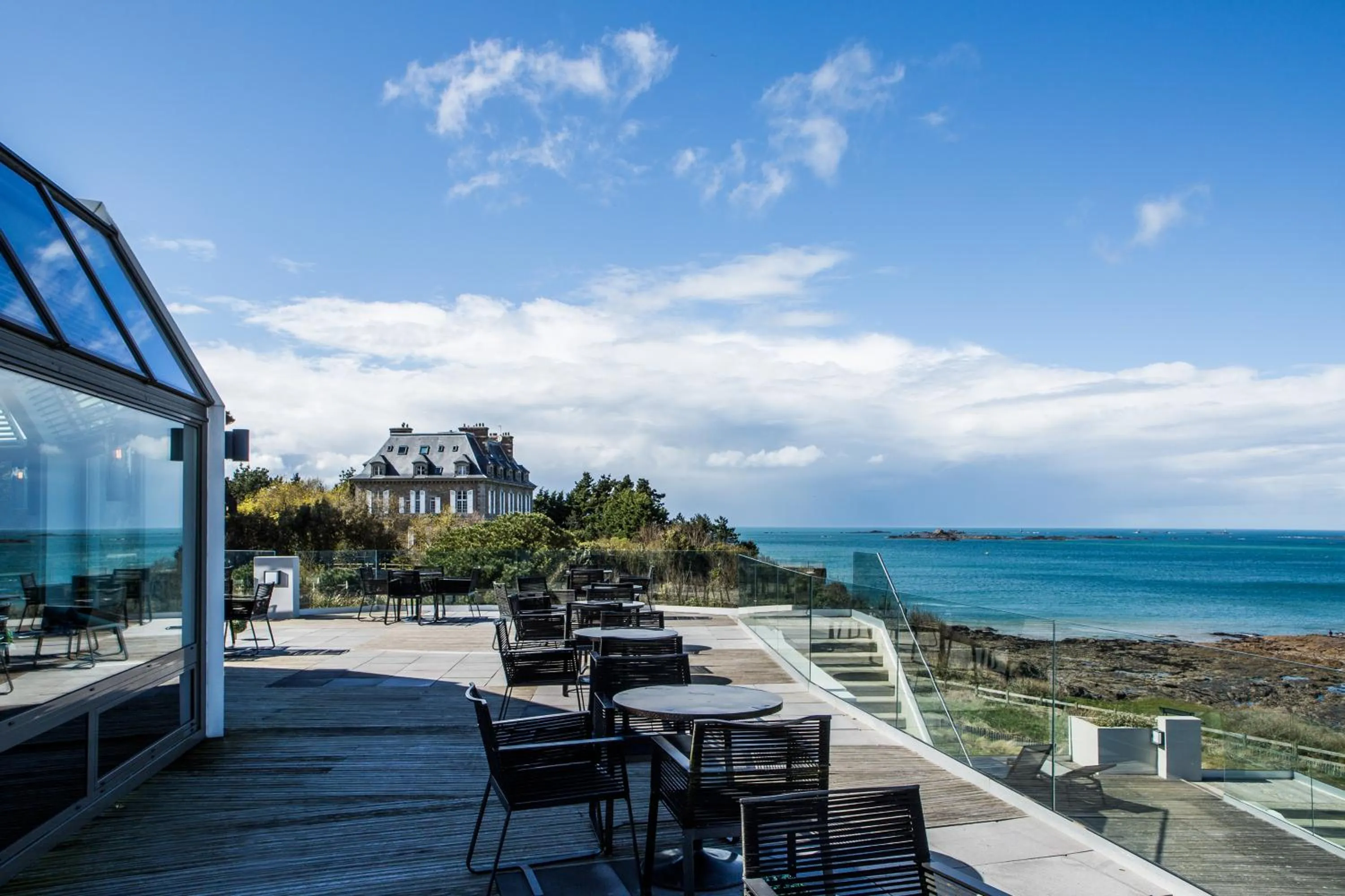 Balcony/Terrace in Emeria Dinard Thalasso Spa