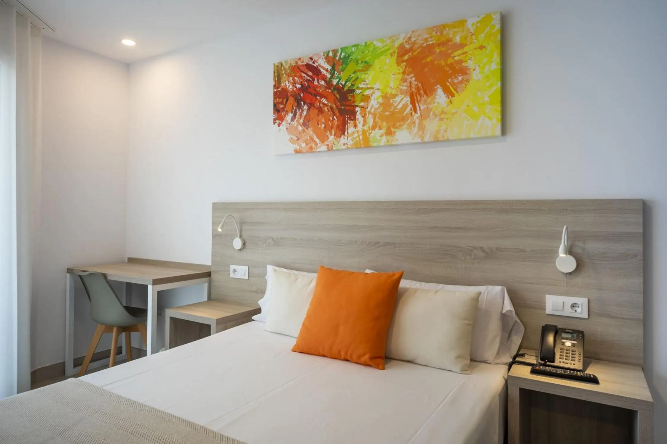 Bed in Hotel Sunna Benicassim