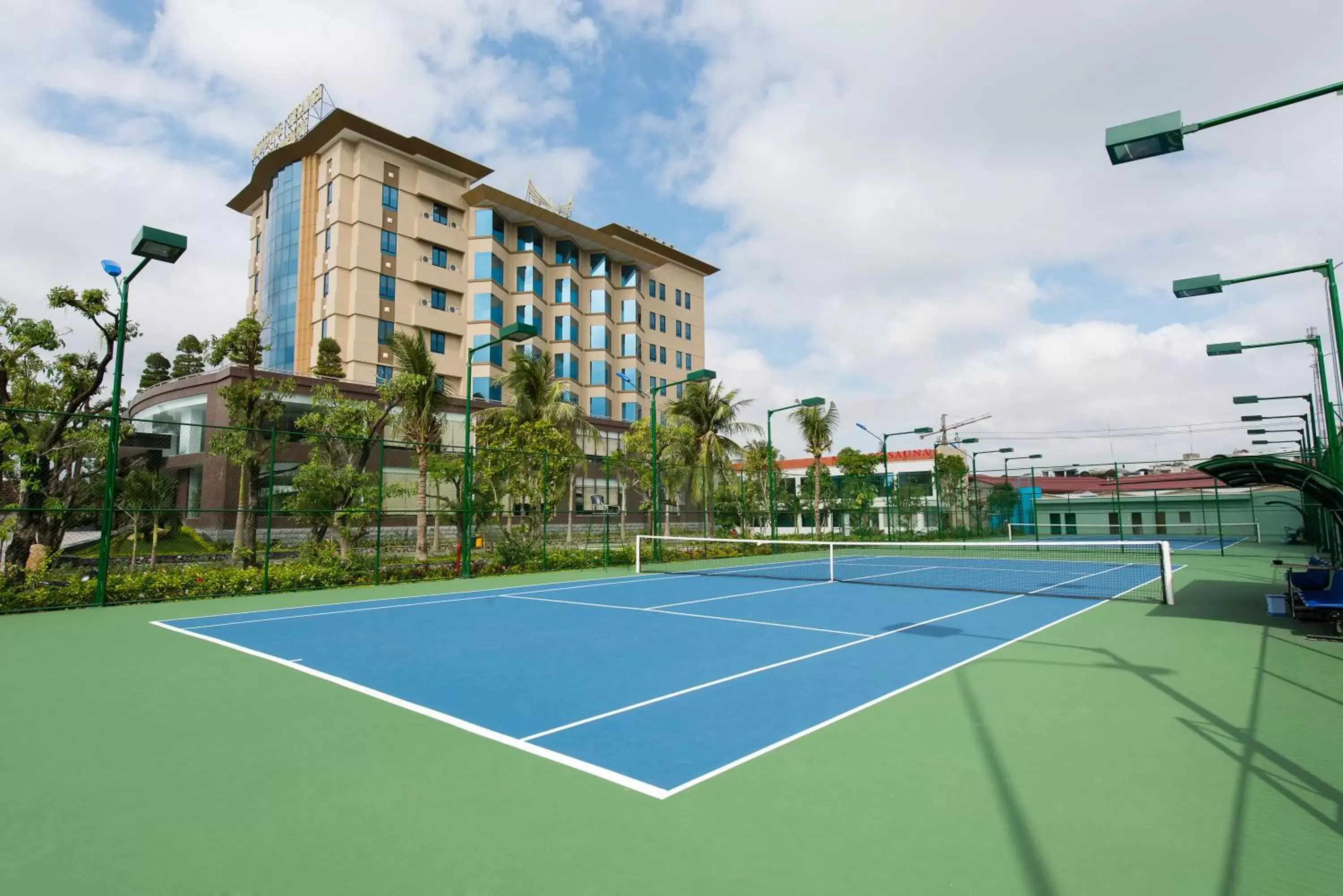 Property building, Tennis/Squash in Muong Thanh Quy Nhon Hotel