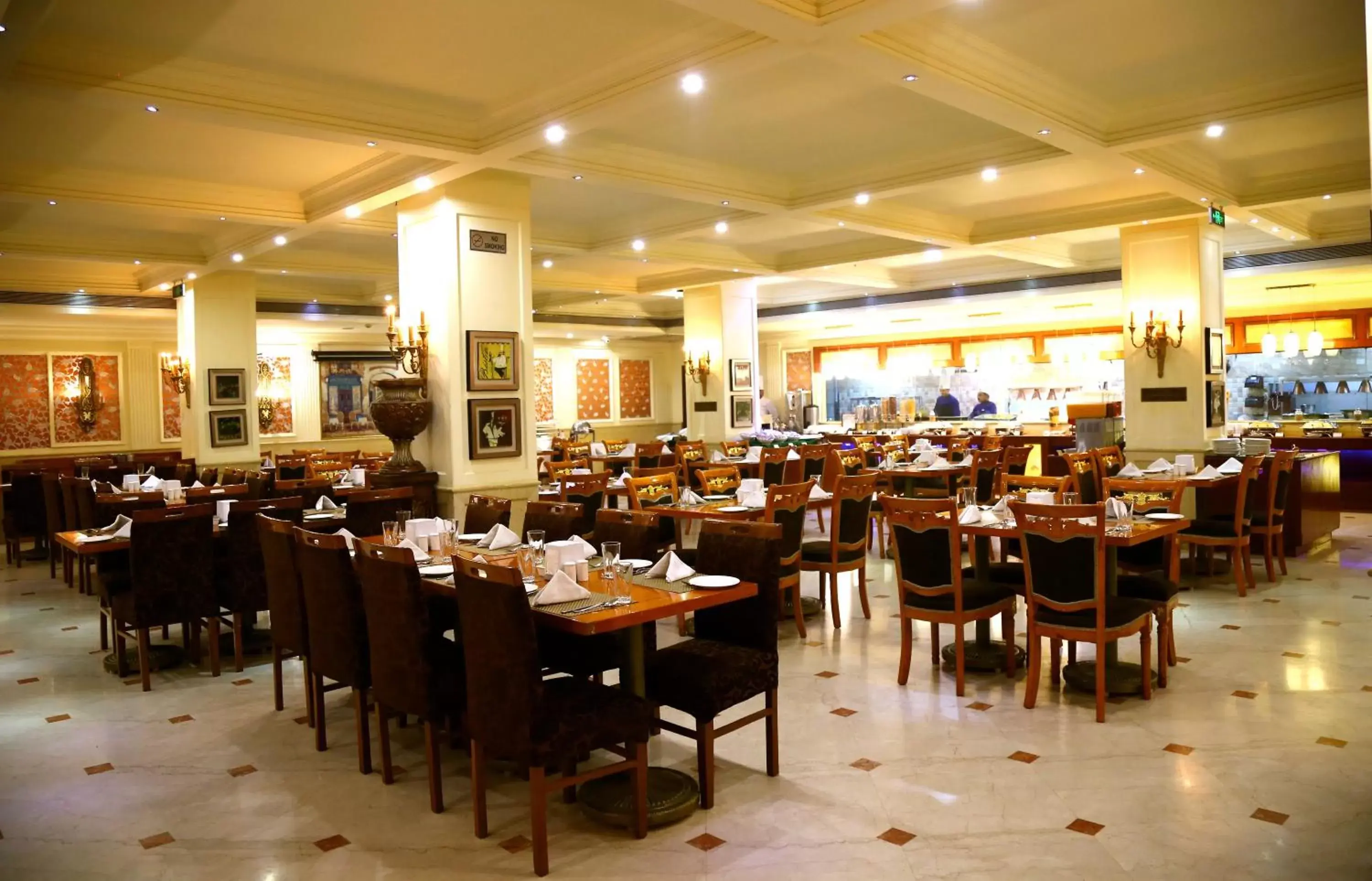 Restaurant/Places to Eat in Ramada Amritsar