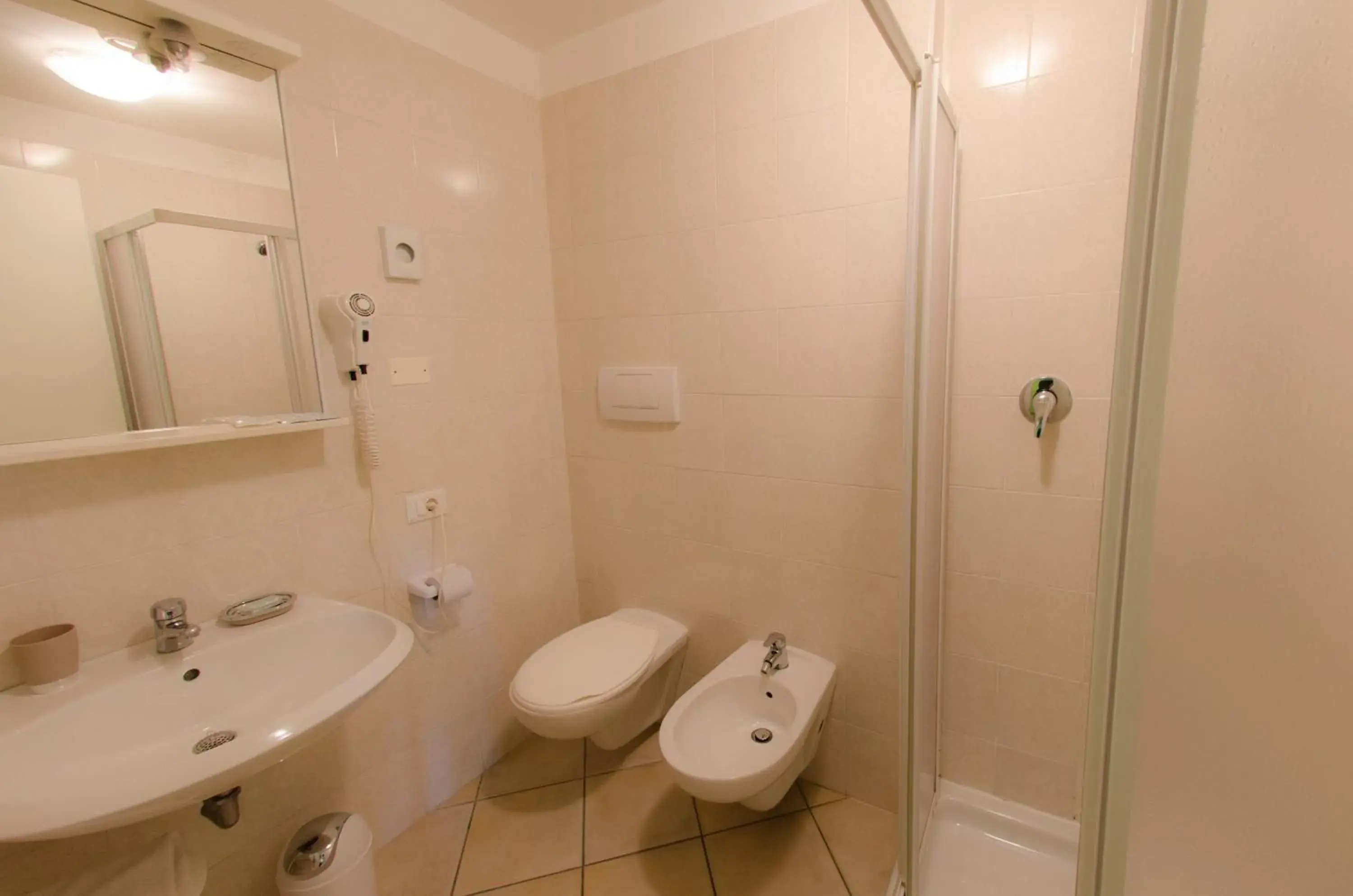 Bathroom in Hotel Venezia Park