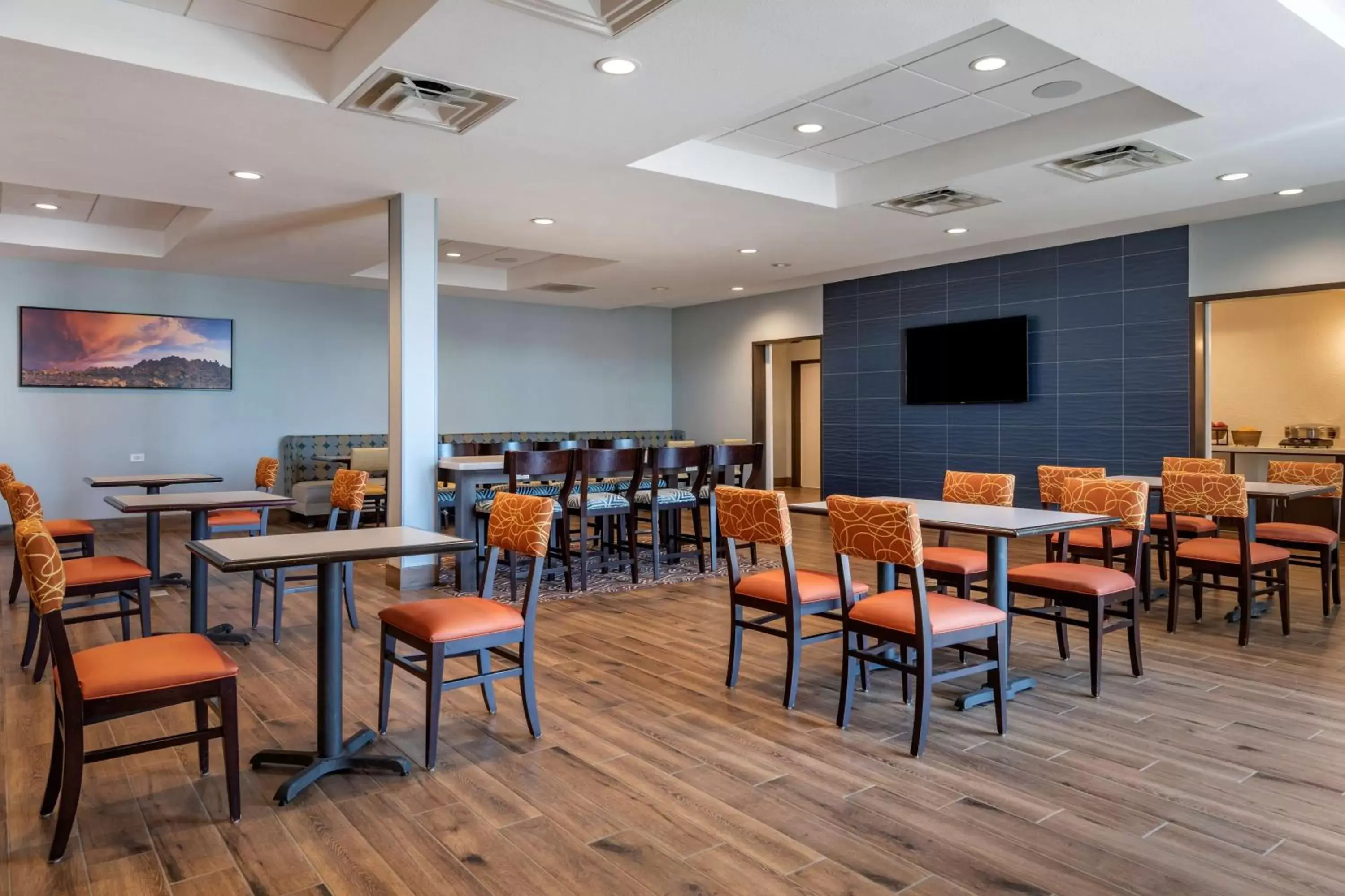 Lobby or reception, Restaurant/Places to Eat in Best Western Plus Desert View Inn & Suites