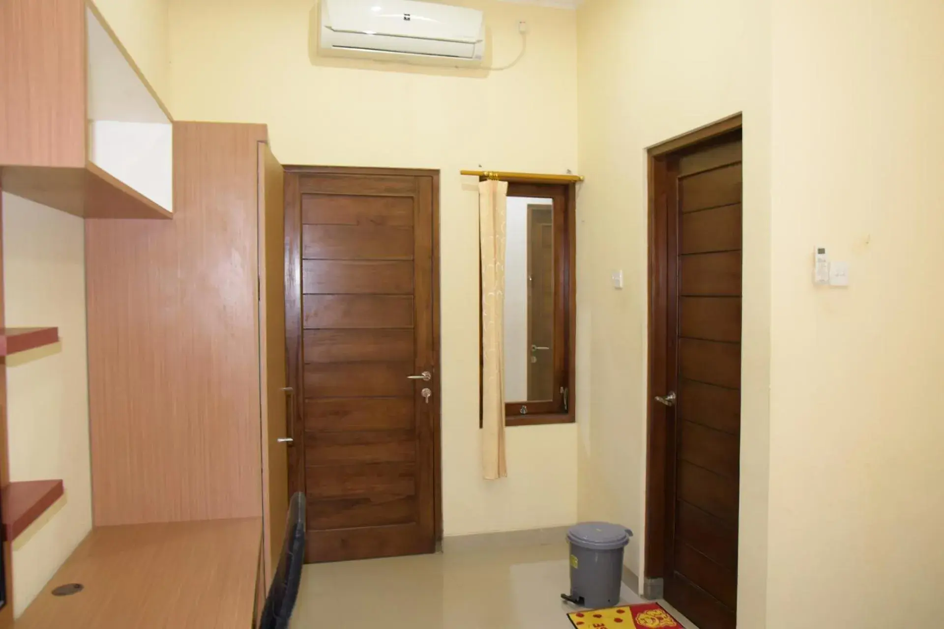 Area and facilities in RedDoorz Syariah near Jogja City Mall 2