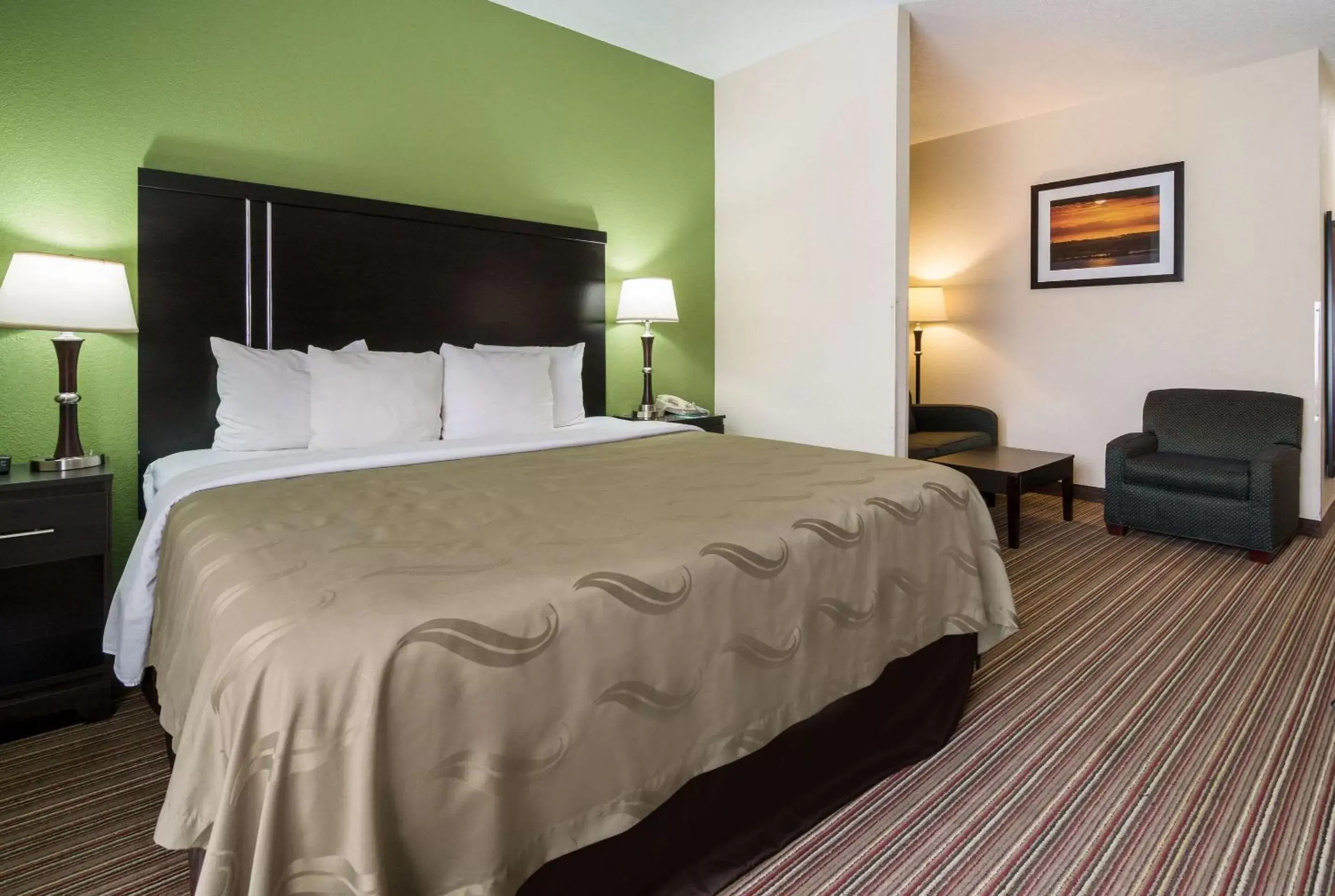 Bedroom, Bed in Quality Inn & Suites Granbury