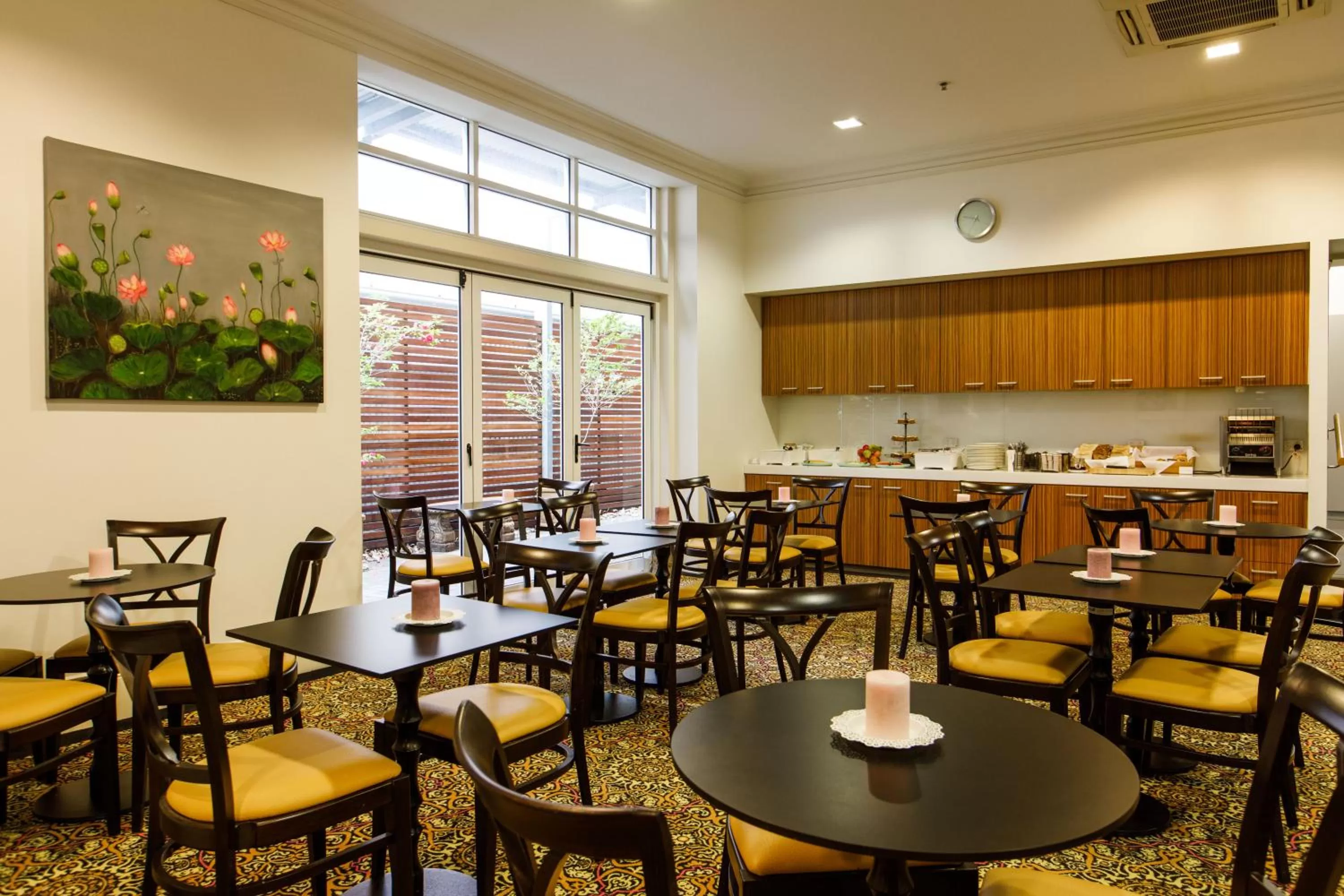 Restaurant/places to eat in Adabco Boutique Hotel Adelaide