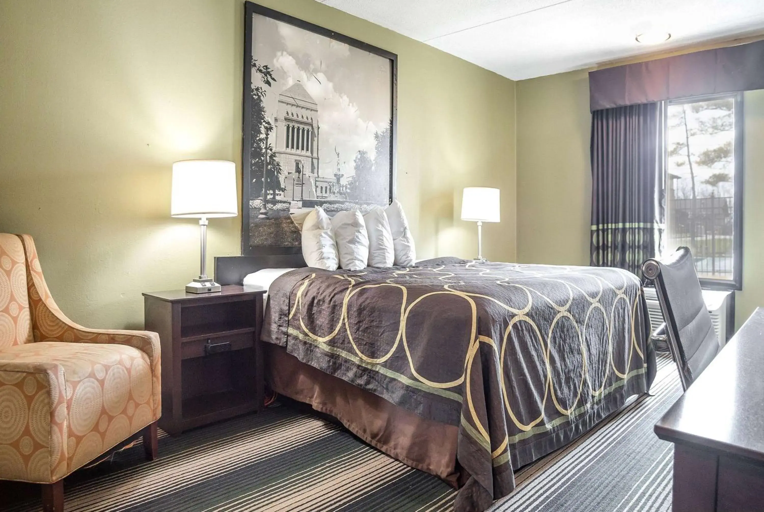 Photo of the whole room, Bed in Super 8 by Wyndham Indianapolis South Photo of the whole room, Bed in Super 8 by Wyndham Indianapolis South