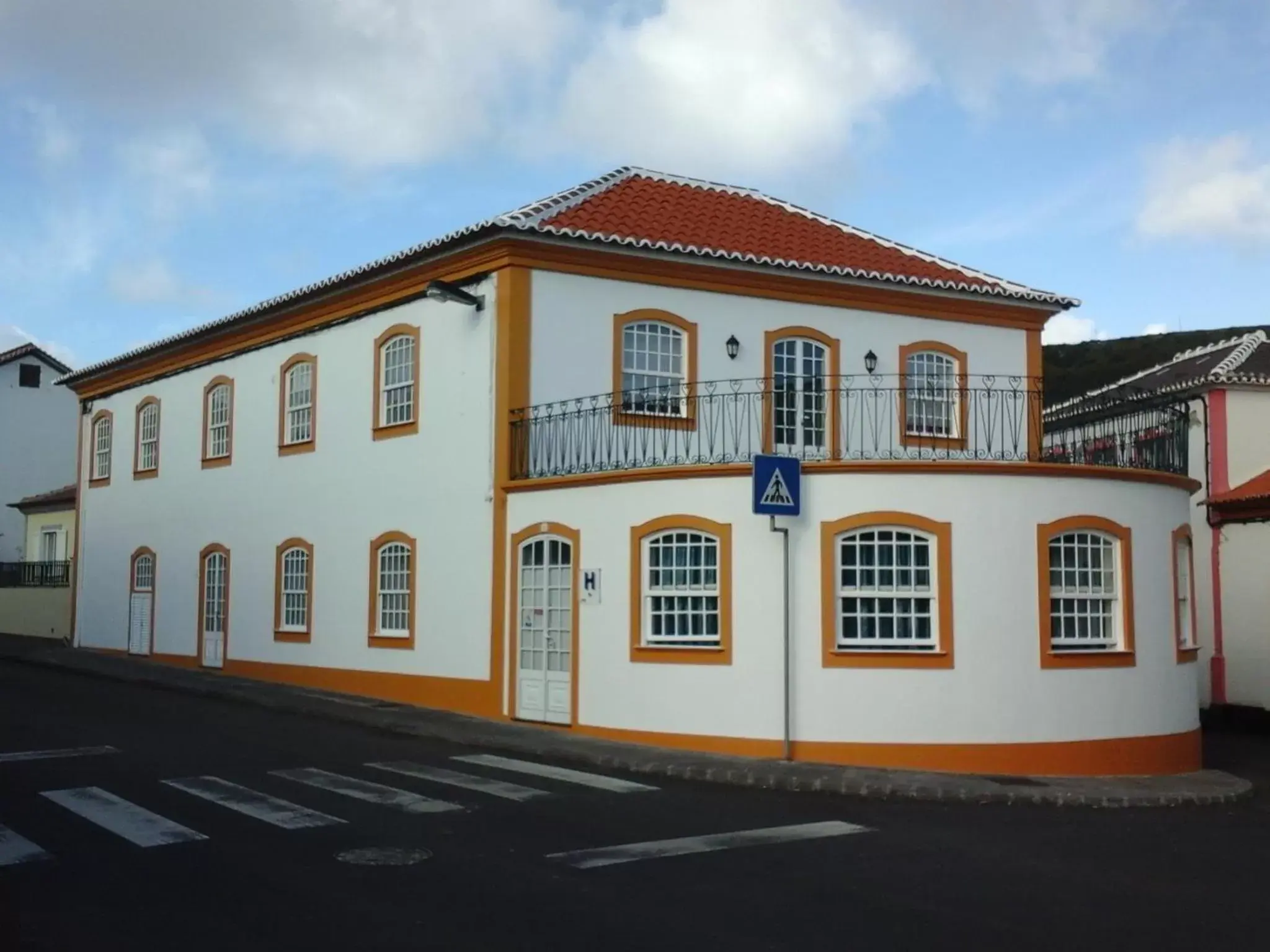 Facade/entrance, Property Building in Hotel Branco I