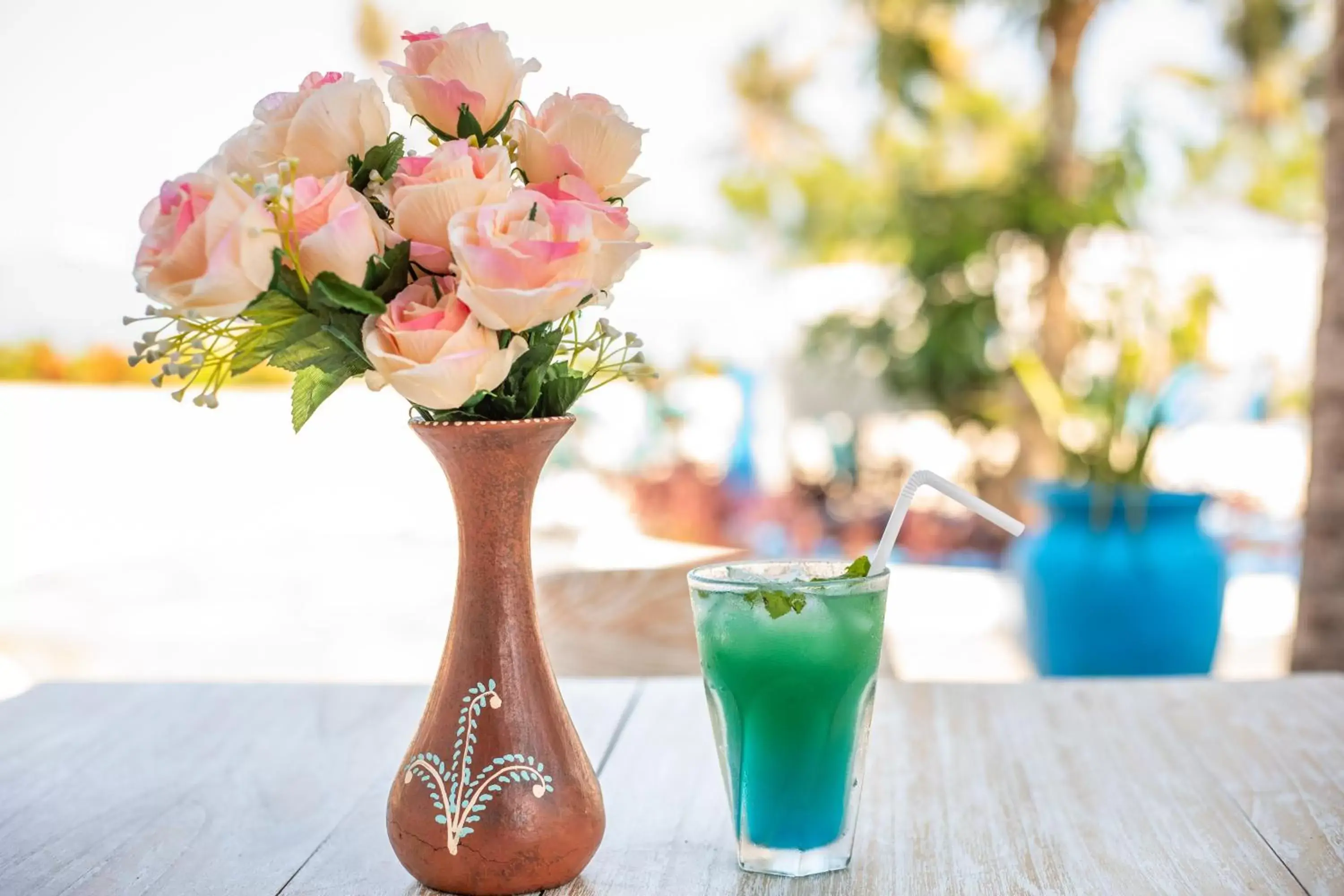 Restaurant/places to eat in Santorini Beach Resort Restaurant/places to eat in Santorini Beach Resort