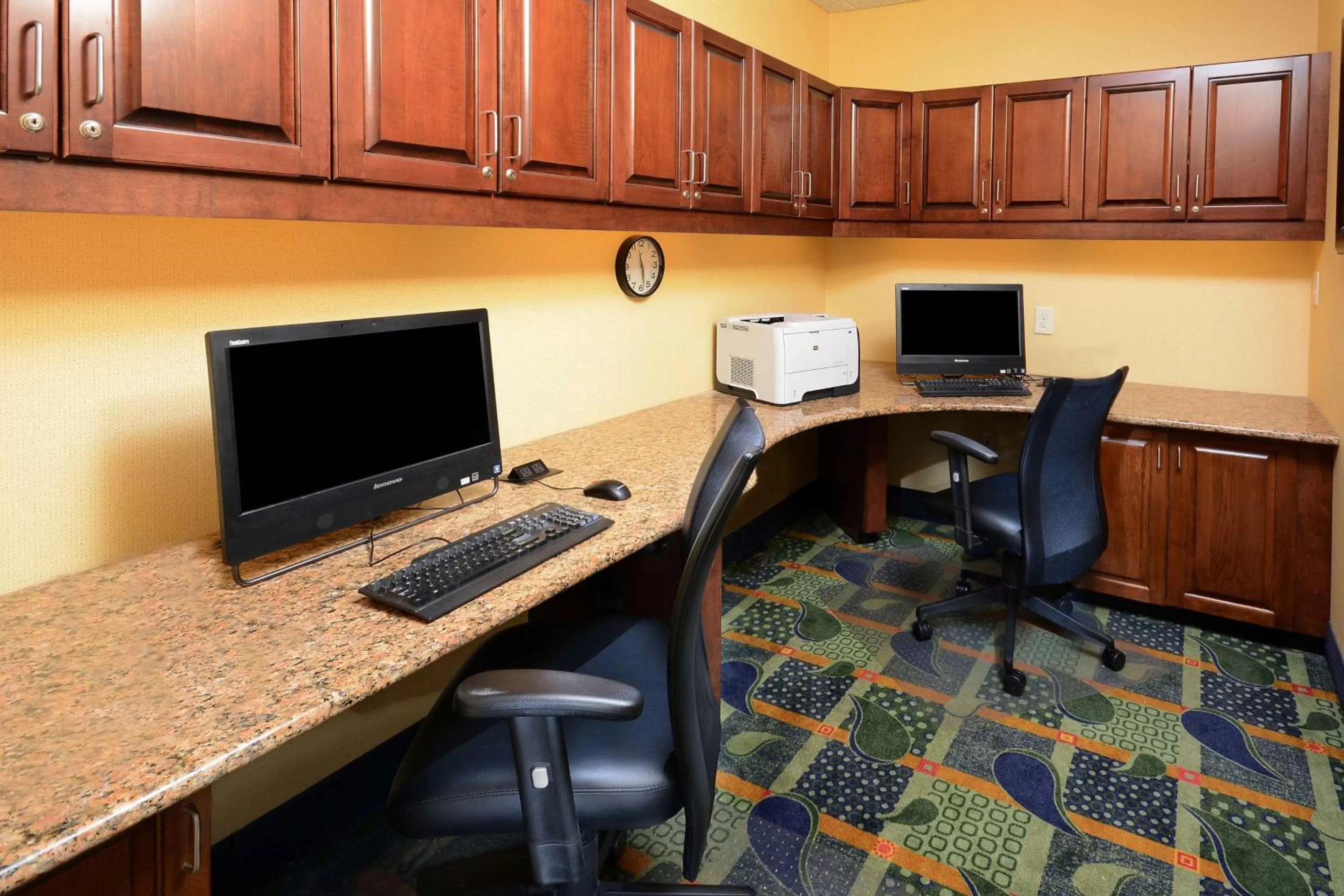 Business facilities in Hampton Inn High Point