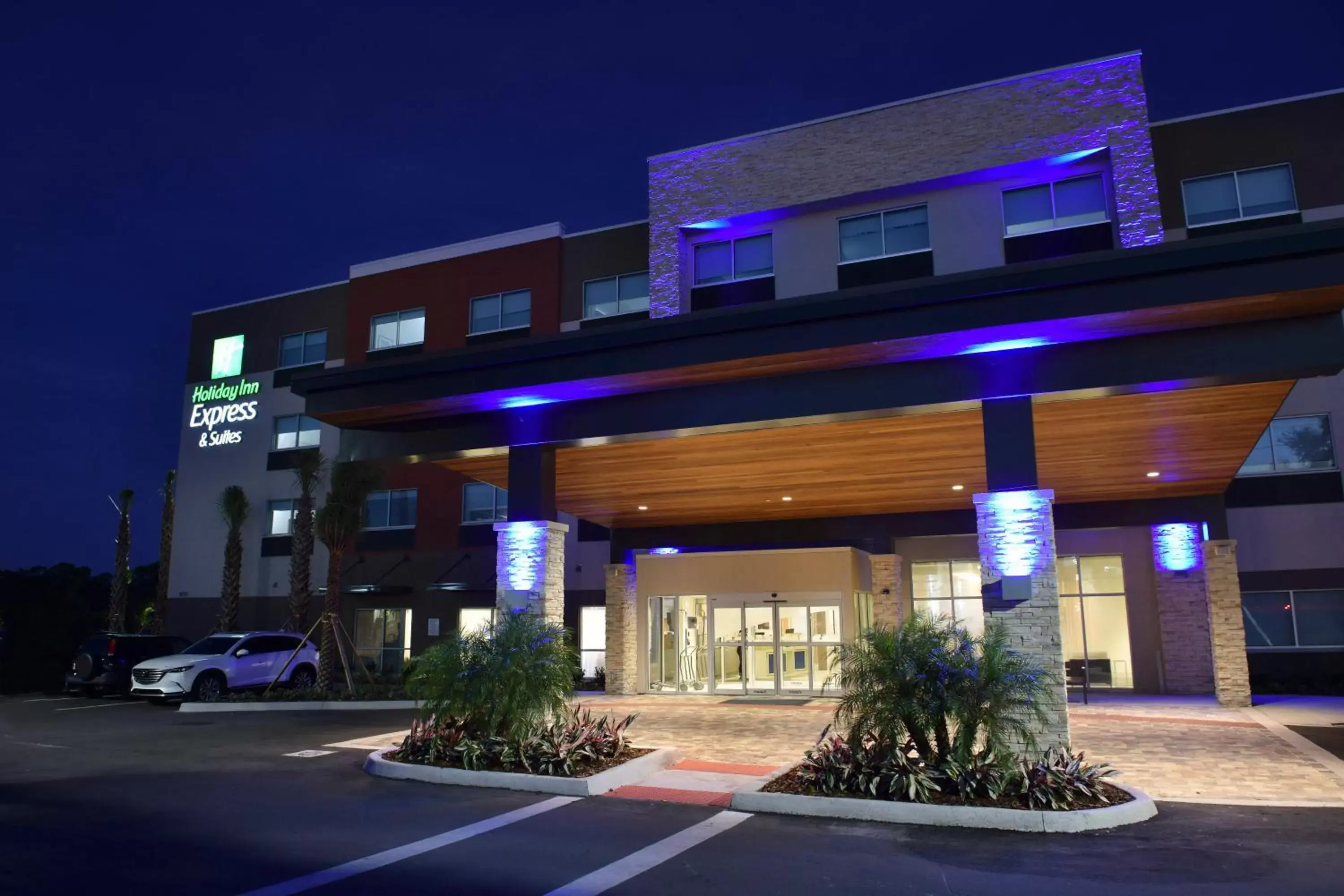 Property Building in Holiday Inn Express & Suites - Orlando - Lake Nona Area, an IHG Hotel