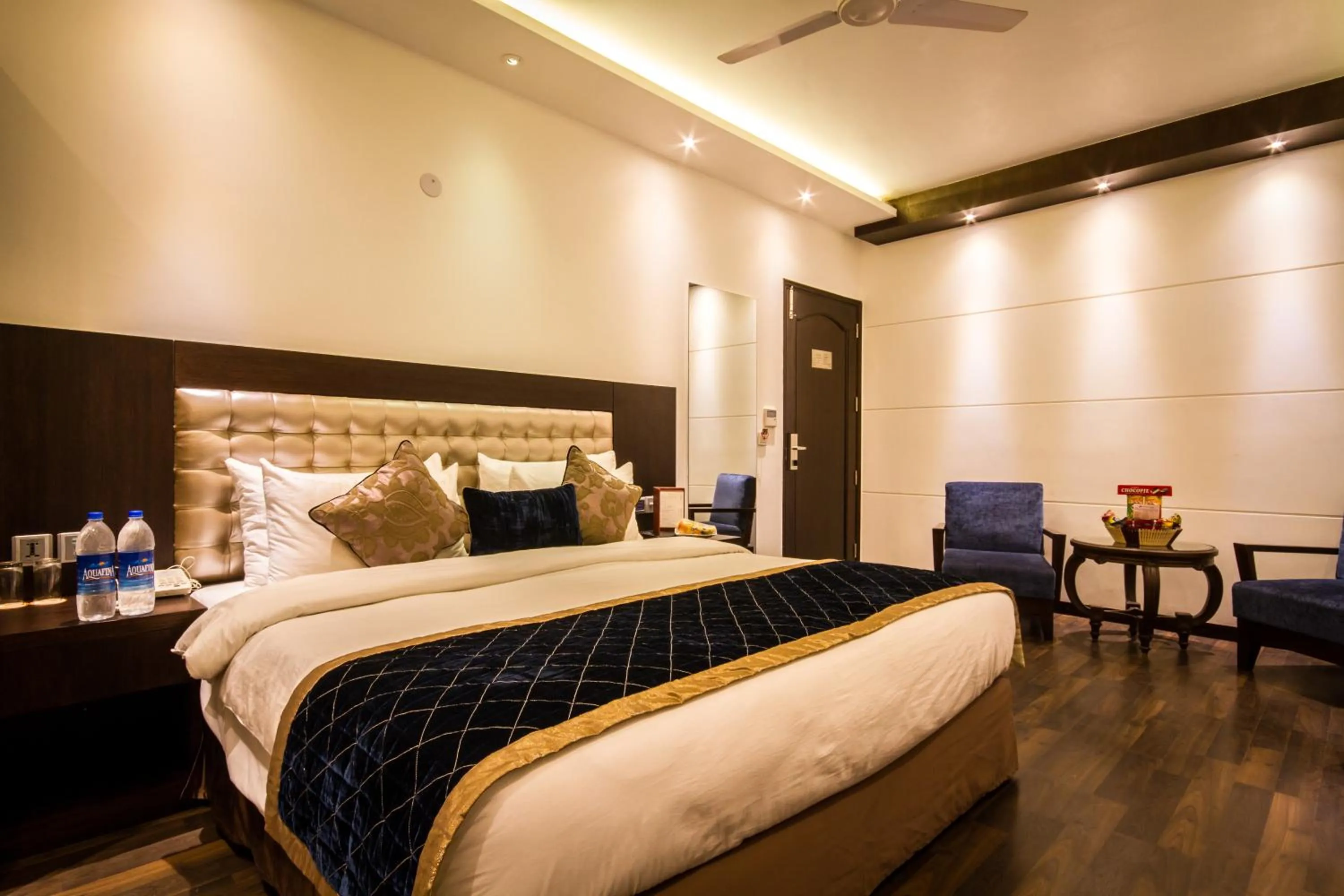 Bed in Hotel Grand Godwin - Near New Delhi Railway Station - Paharganj