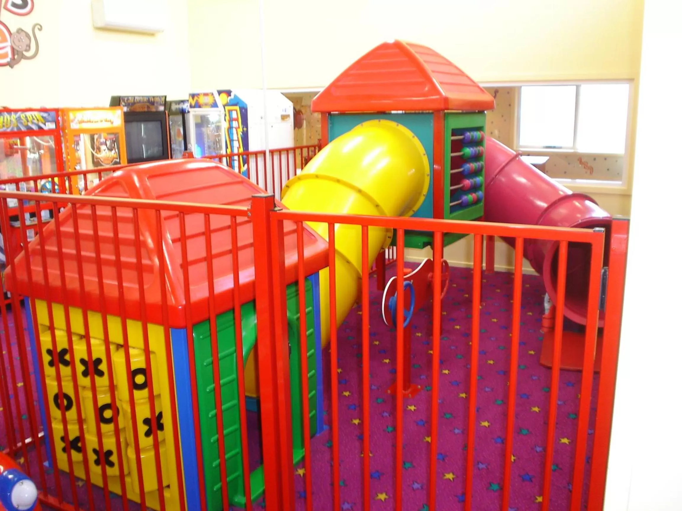 Children play ground in Argosy Motor Inn