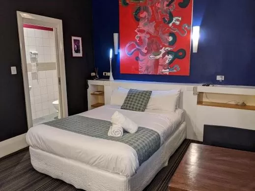 Bed in Tolarno Hotel