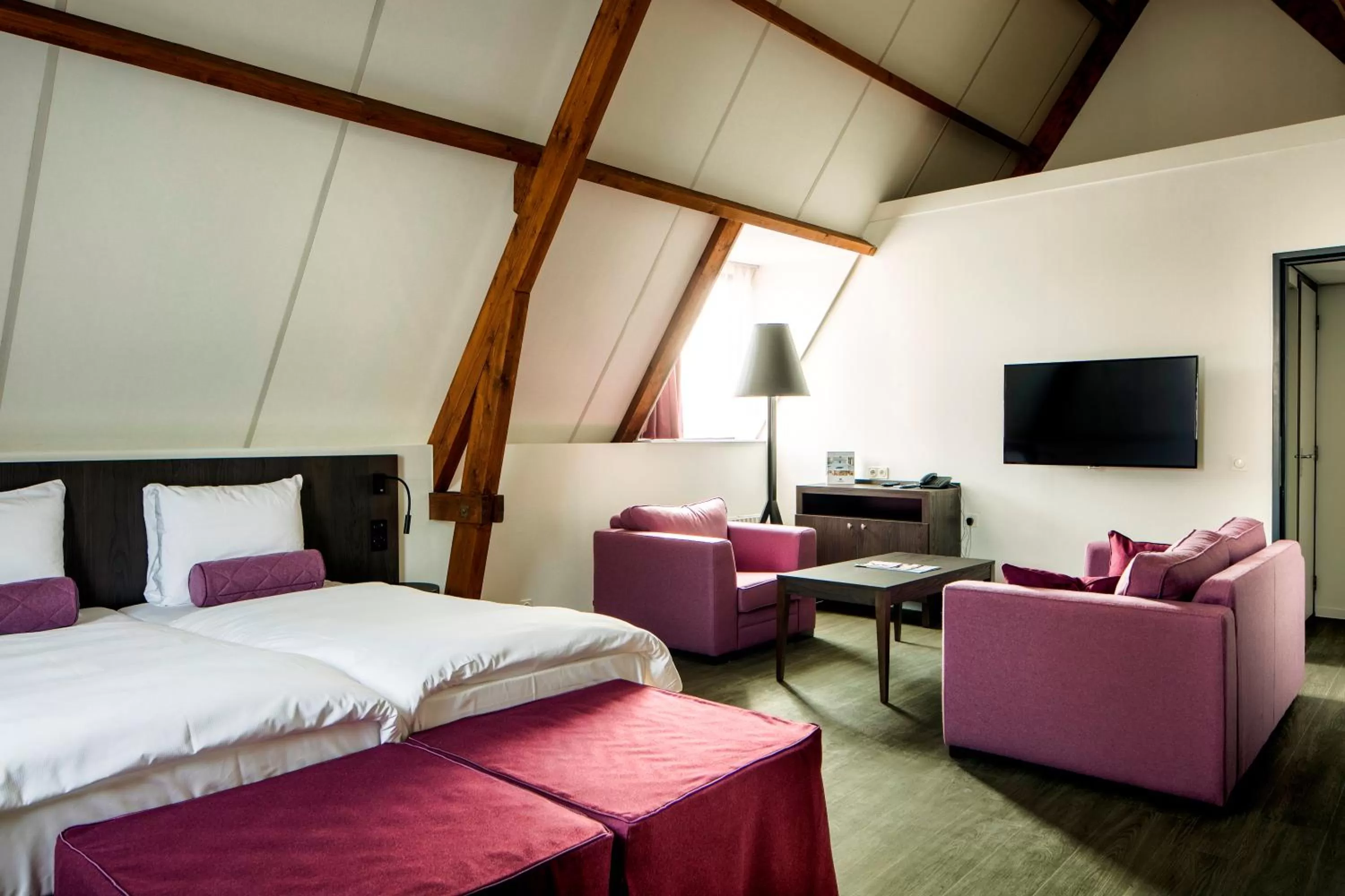 Day, Bed in Hampshire Hotel - 's Gravenhof Zutphen