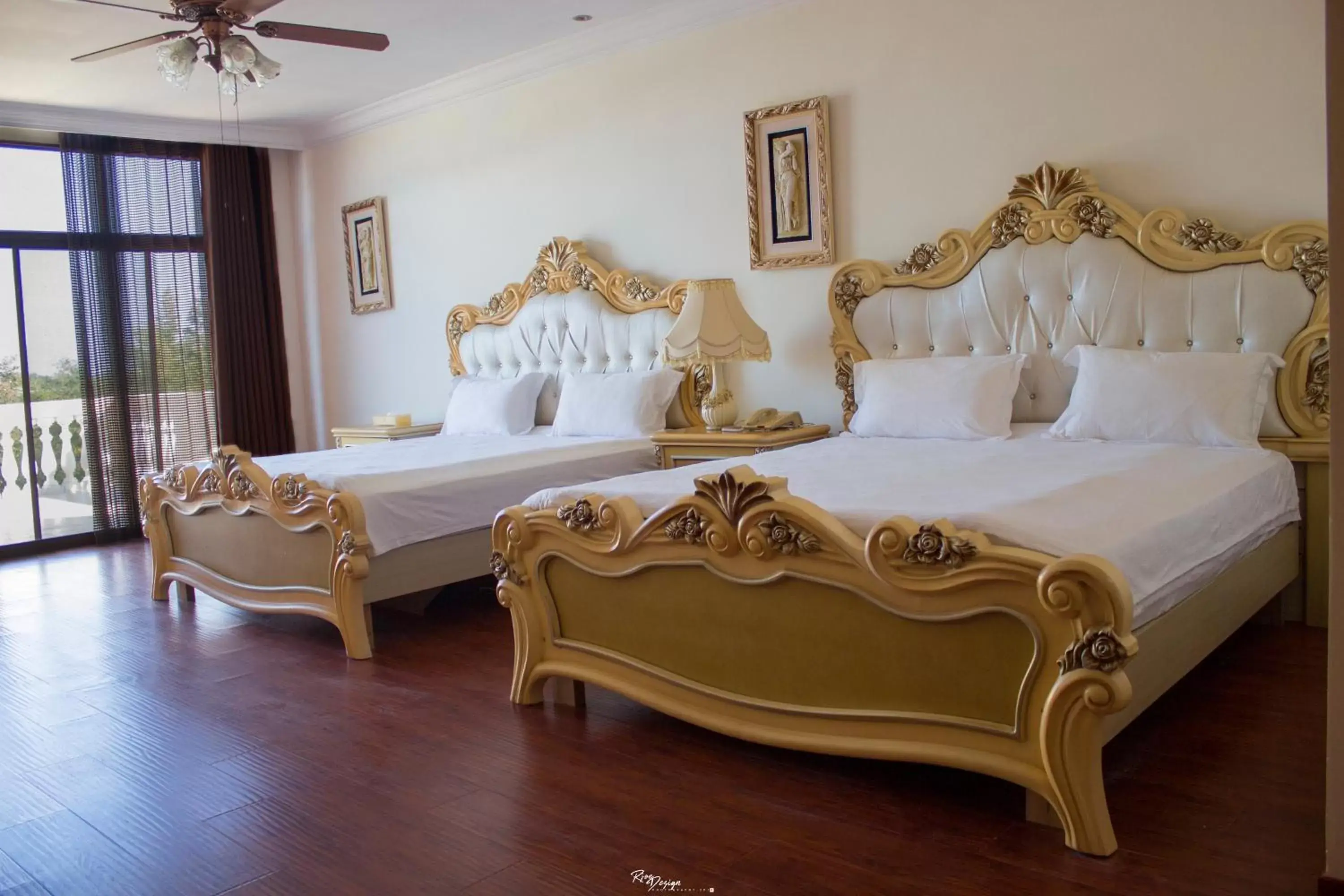 Deluxe Double or Twin Room in Victoria Beach Hotel Deluxe Double or Twin Room in Victoria Beach Hotel