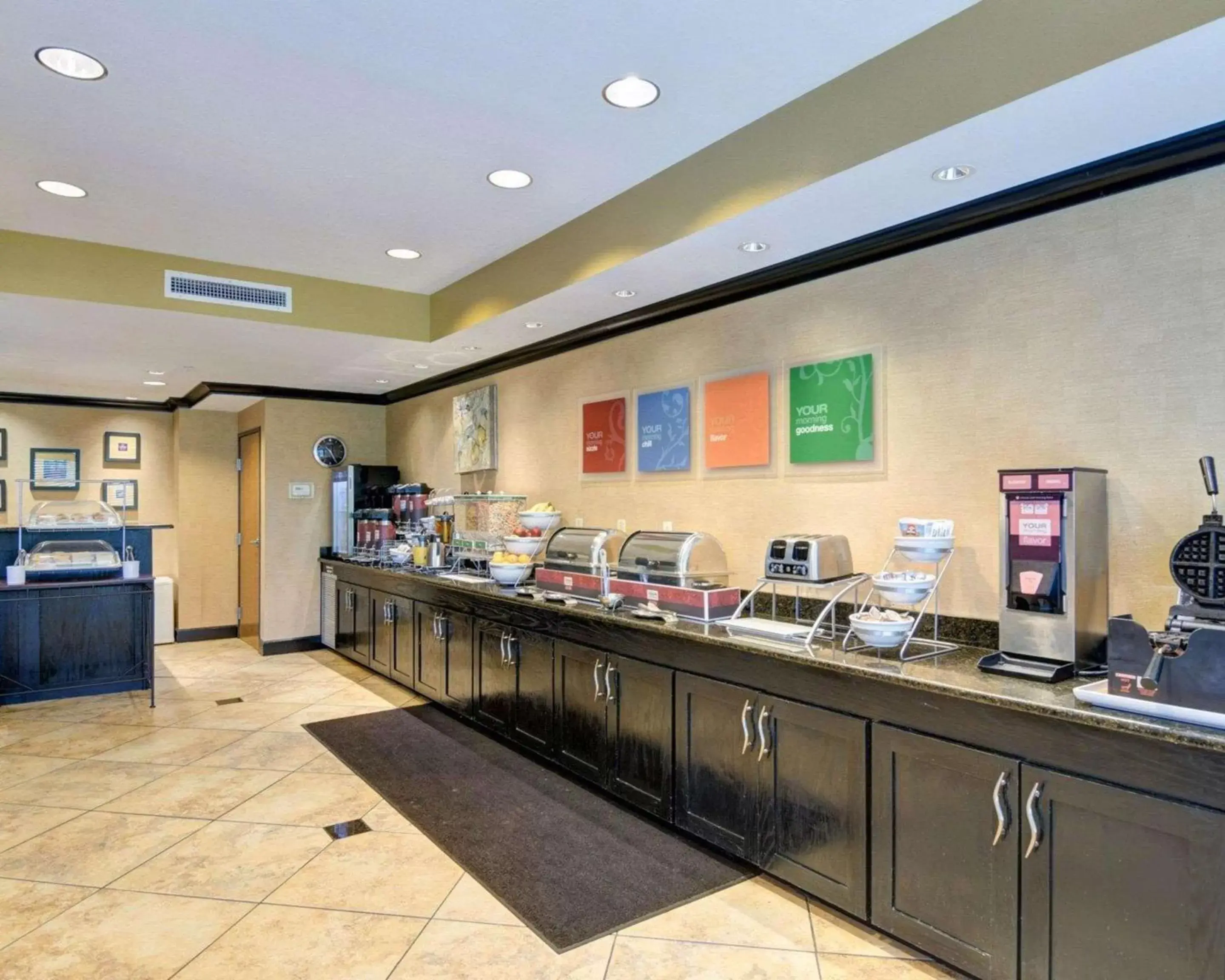 Restaurant/places to eat in Comfort Suites Conway Restaurant/places to eat in Comfort Suites Conway