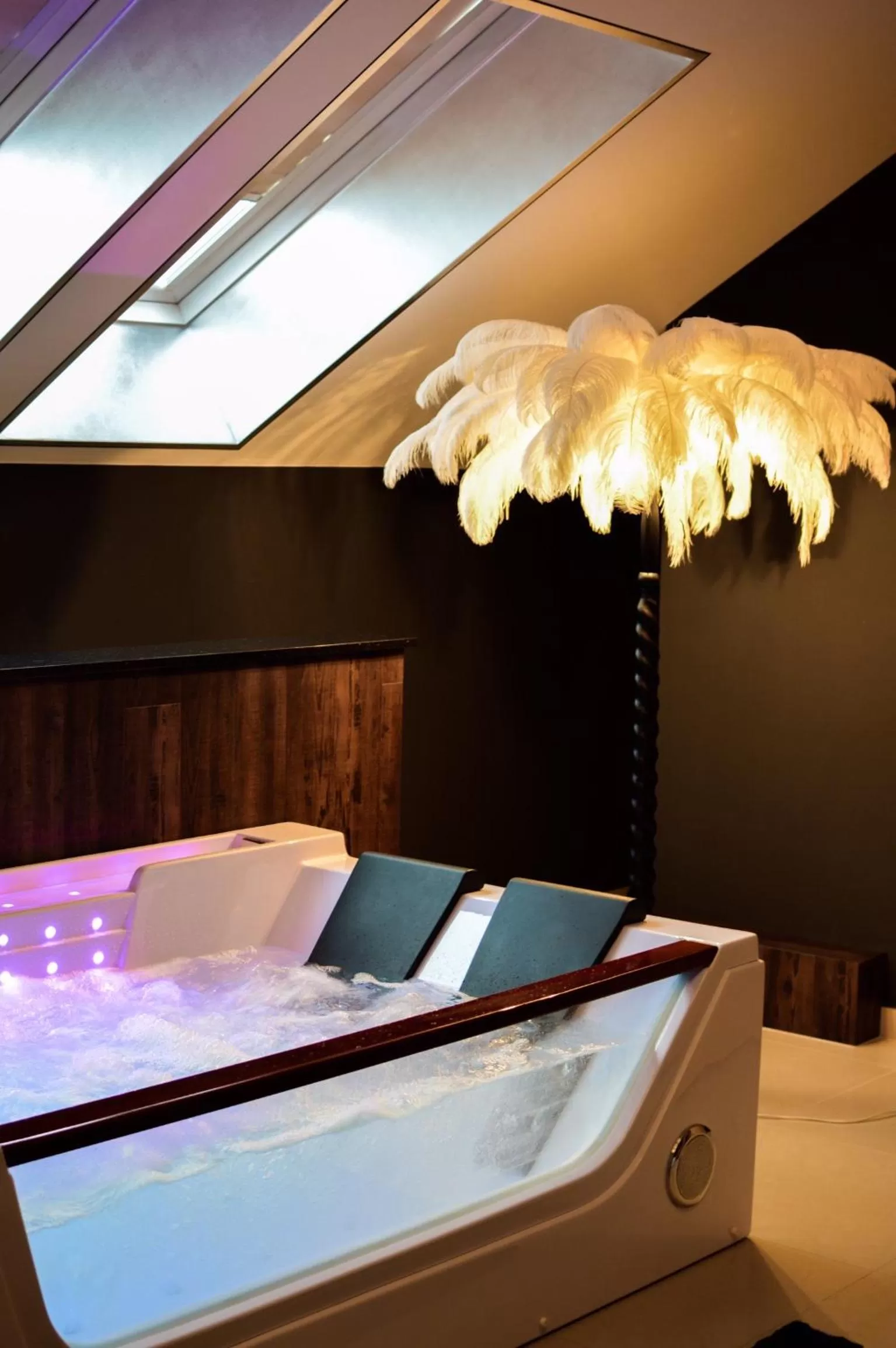 Sauna, Bed in Hotel Luxor