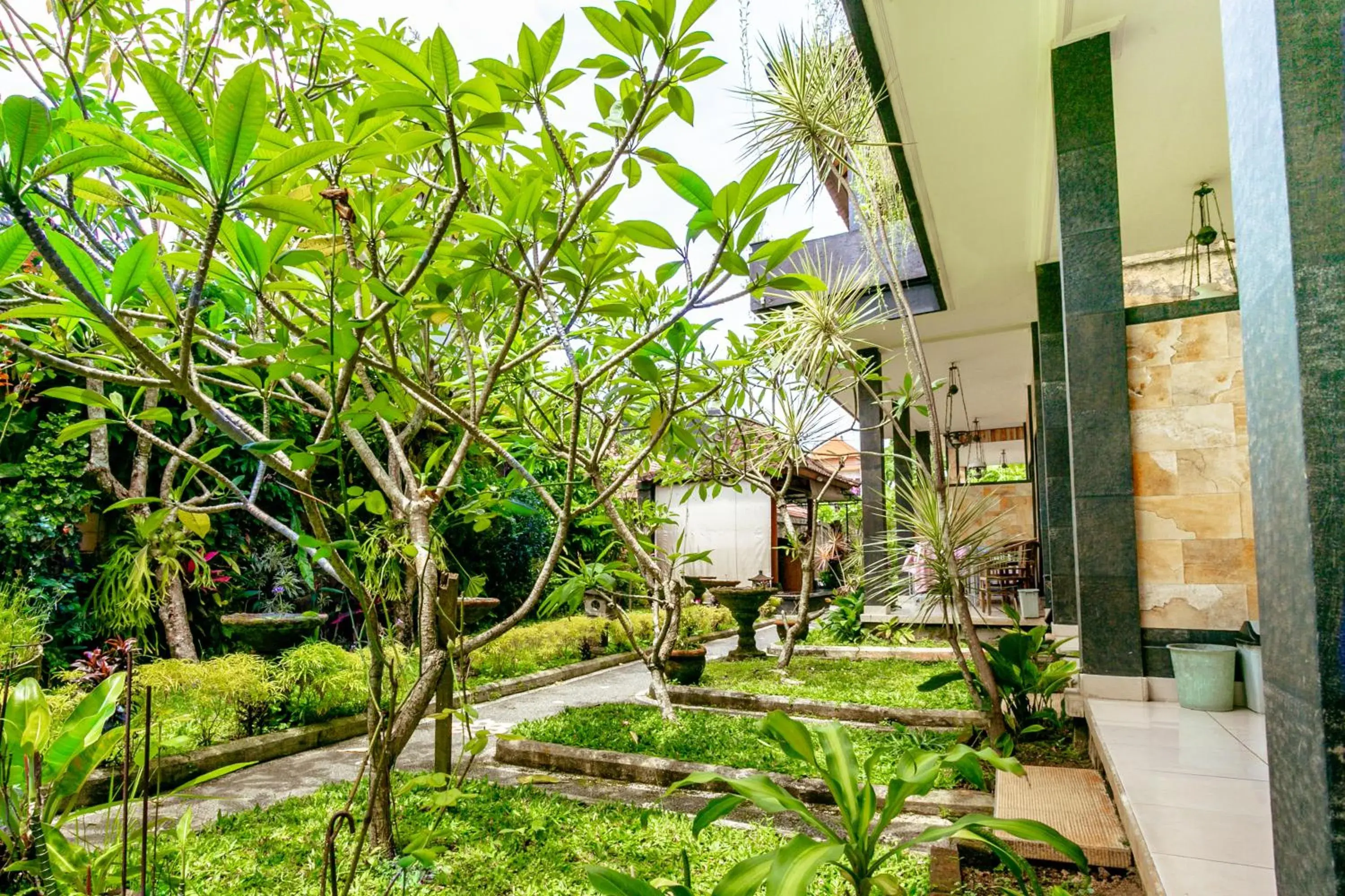 Garden in Teba House Bisma Ubud by ecommerceloka