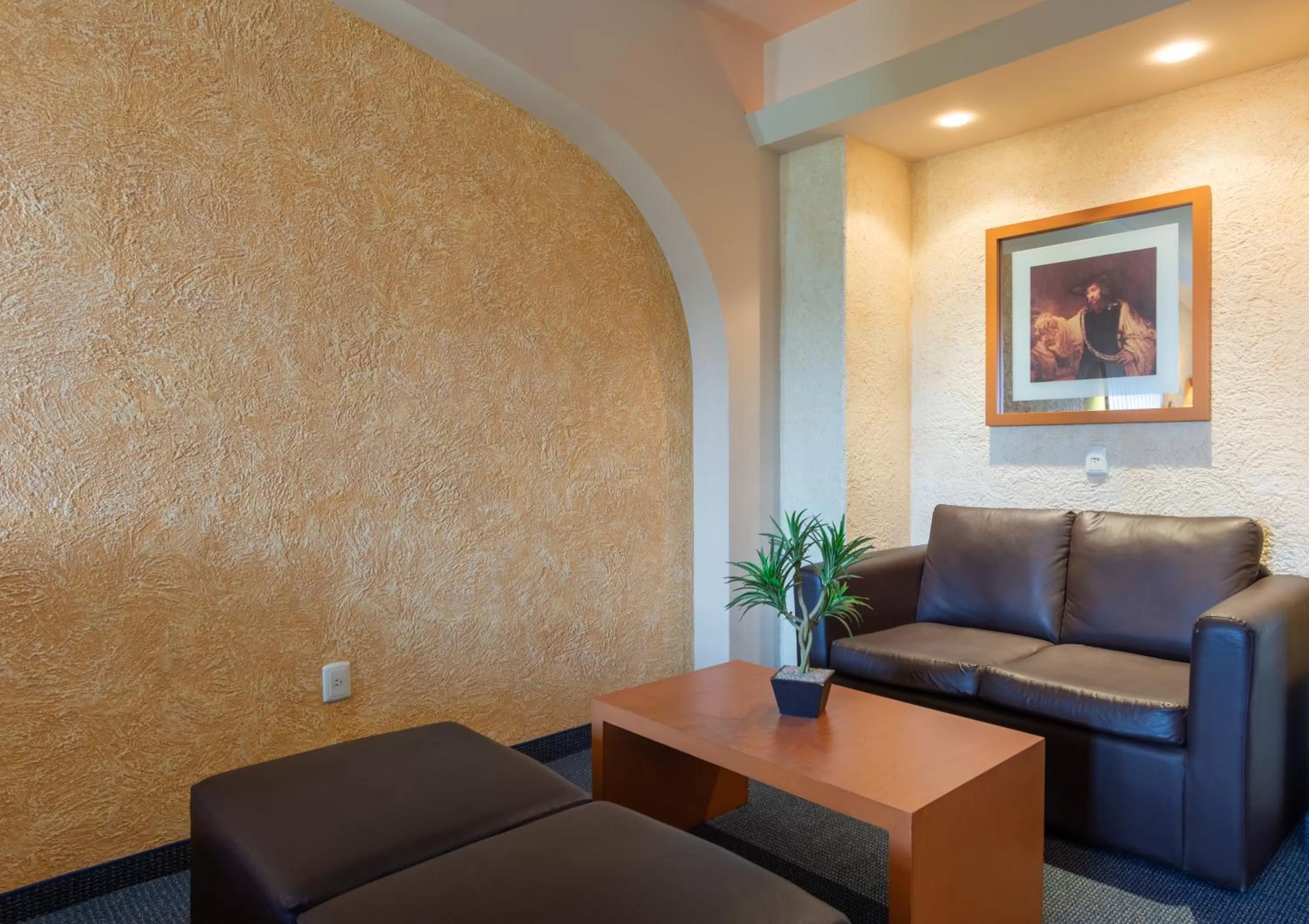 Decorative detail in Hotel Flamingo Inn